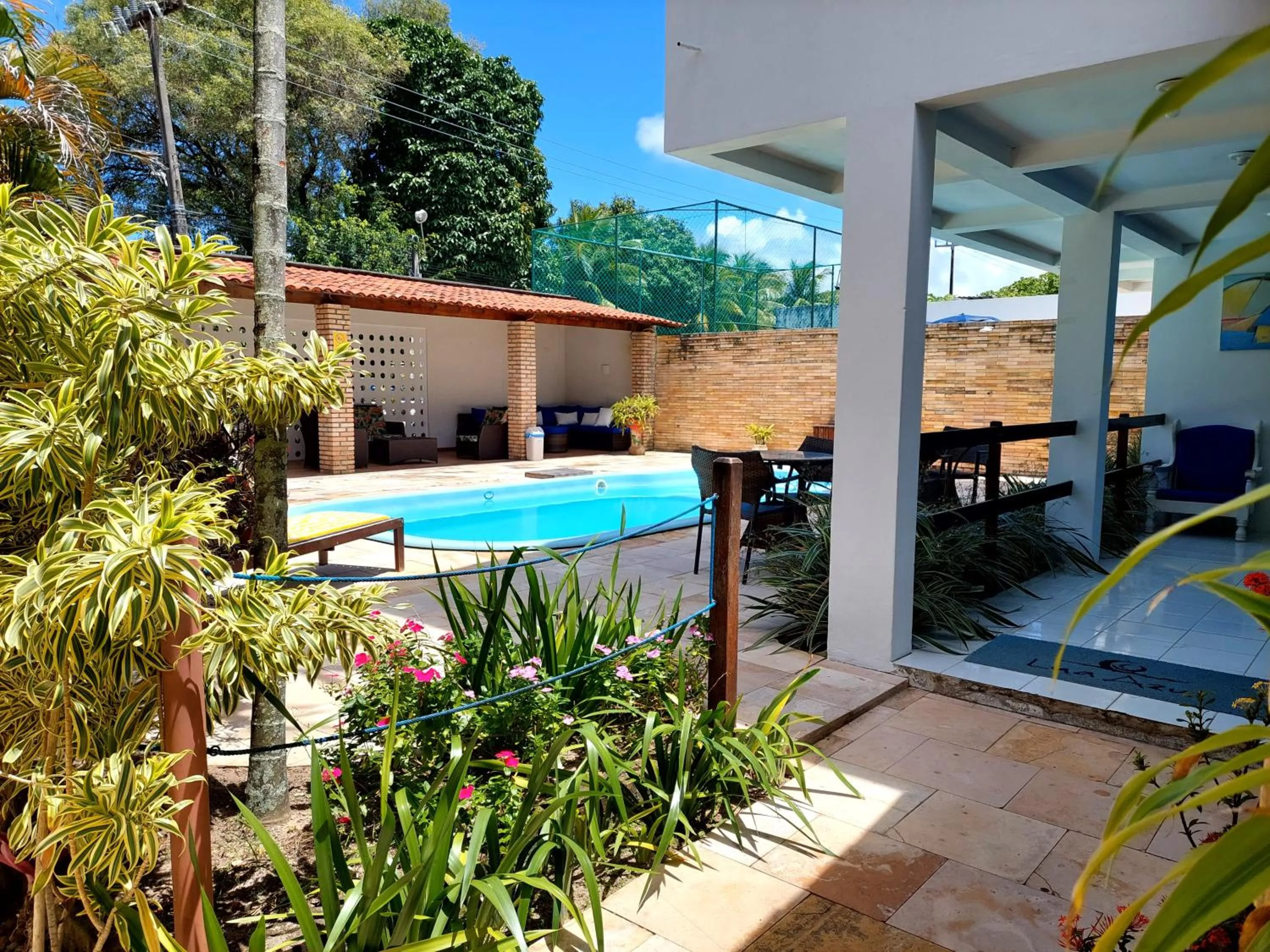 Swimming pool in Pousada Lua Azul