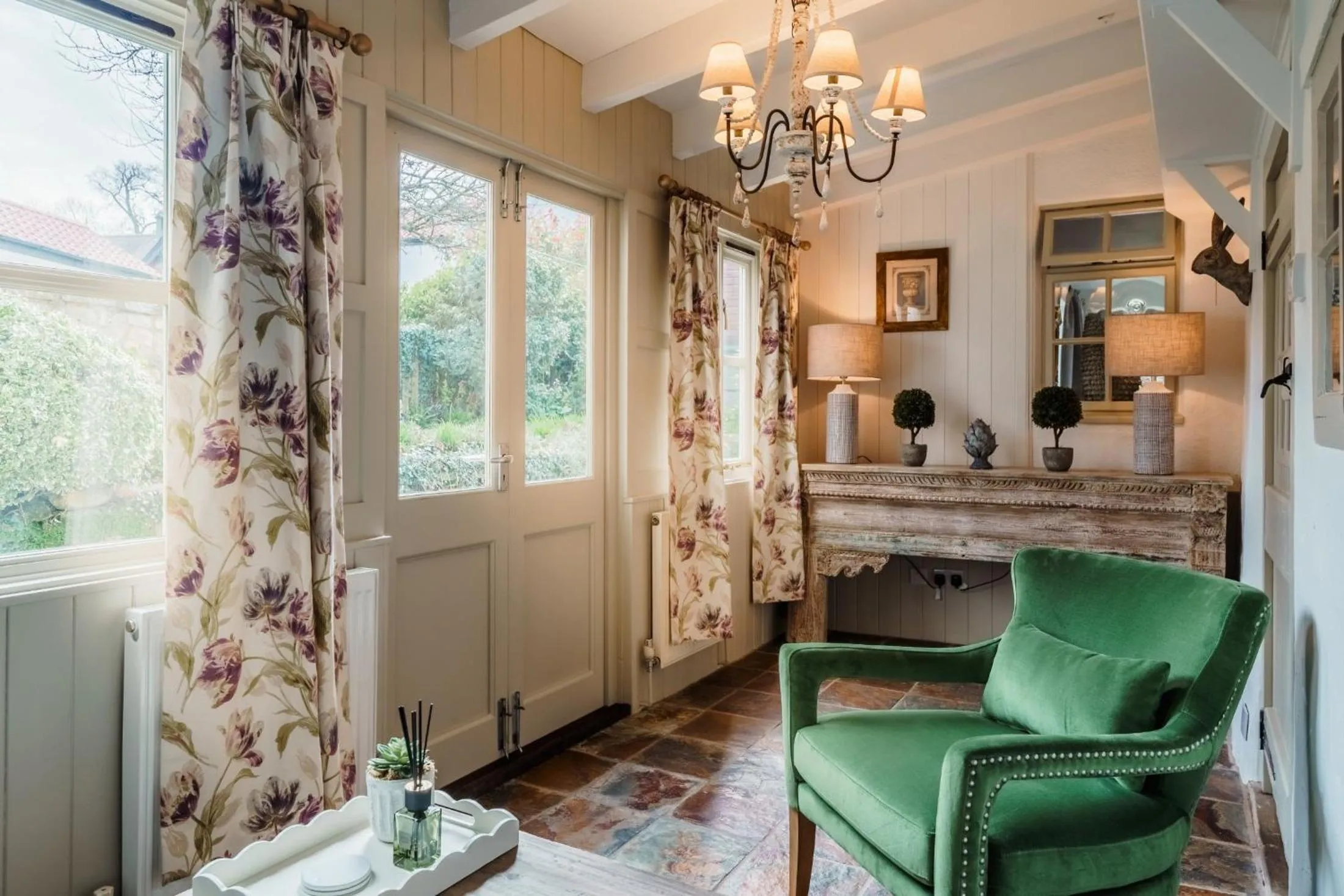 Living room in Wentbridge House Hotel