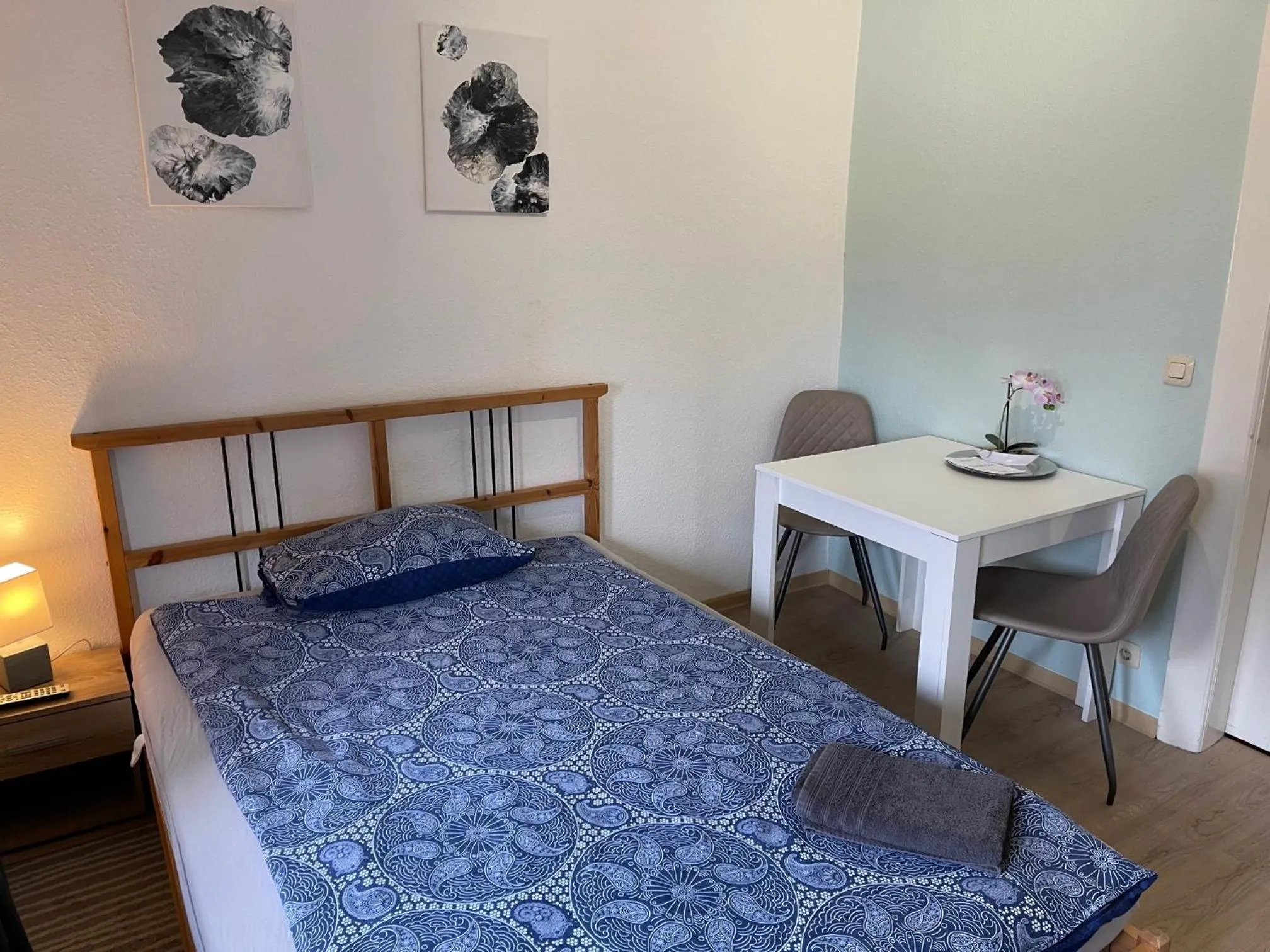 Photo of the whole room, Bed in Gäste-Liesel Göttingen