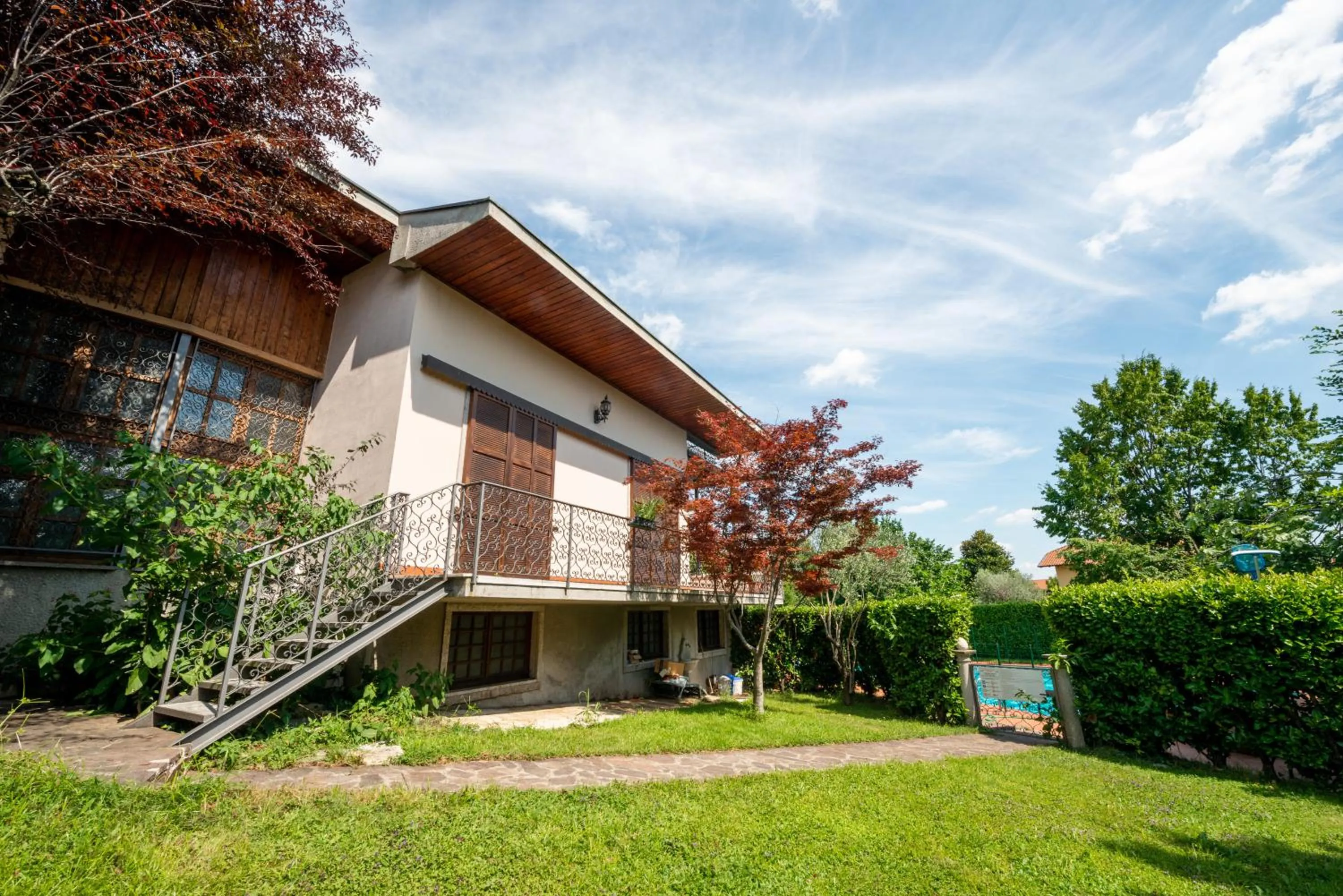 Garden view in B&B Family First