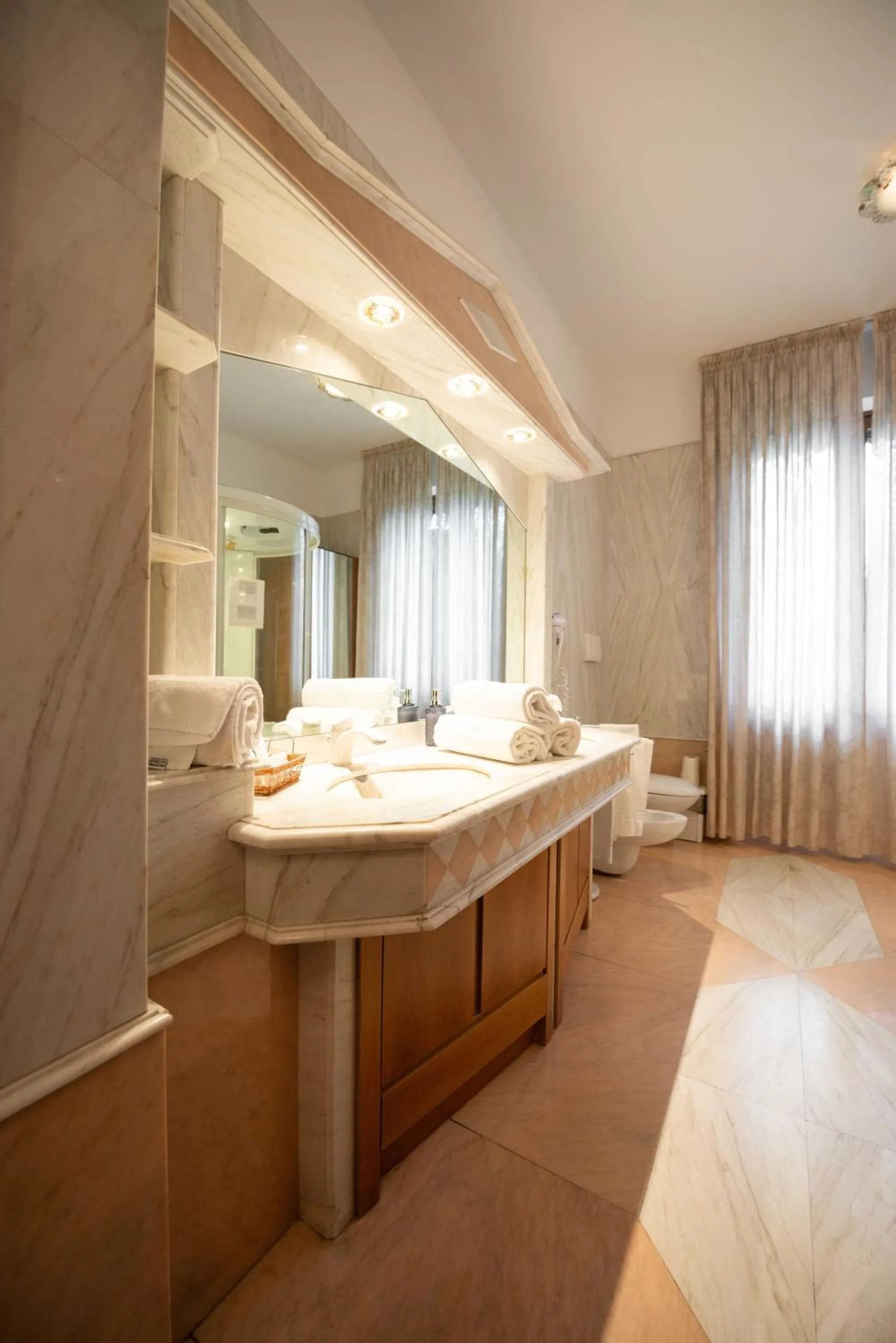 Bathroom in B&B Family First