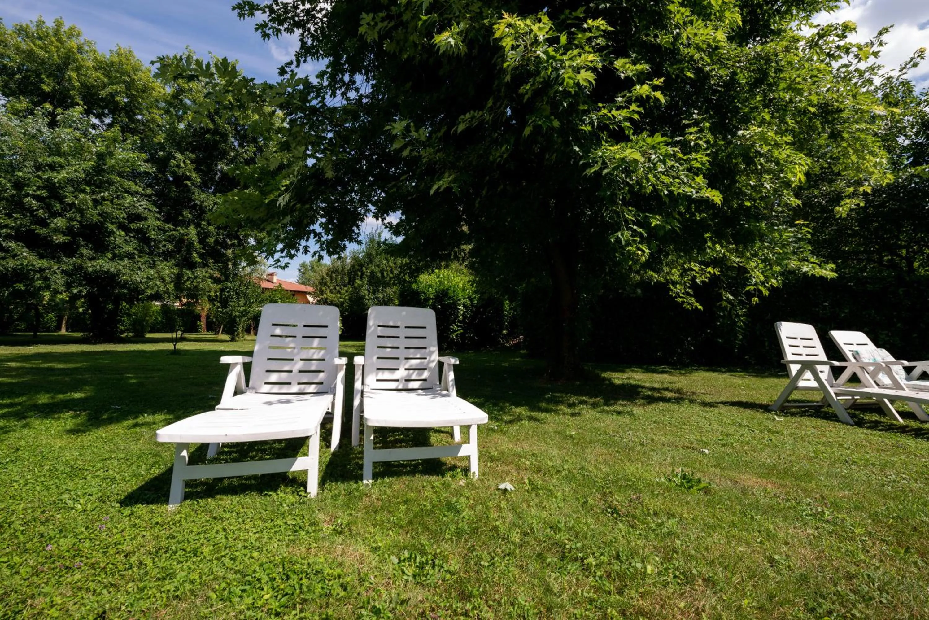 Garden view in B&B Family First