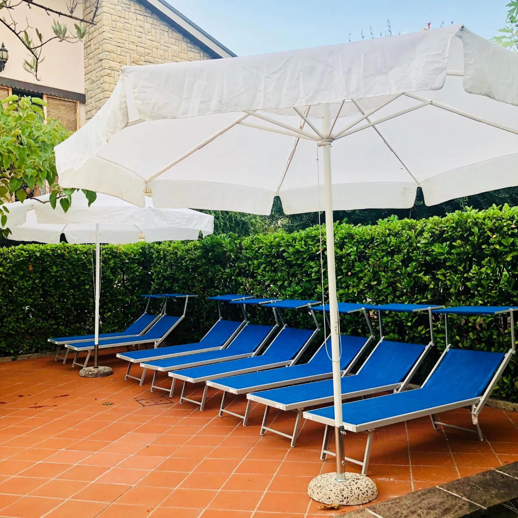 Swimming pool in B&B Family First