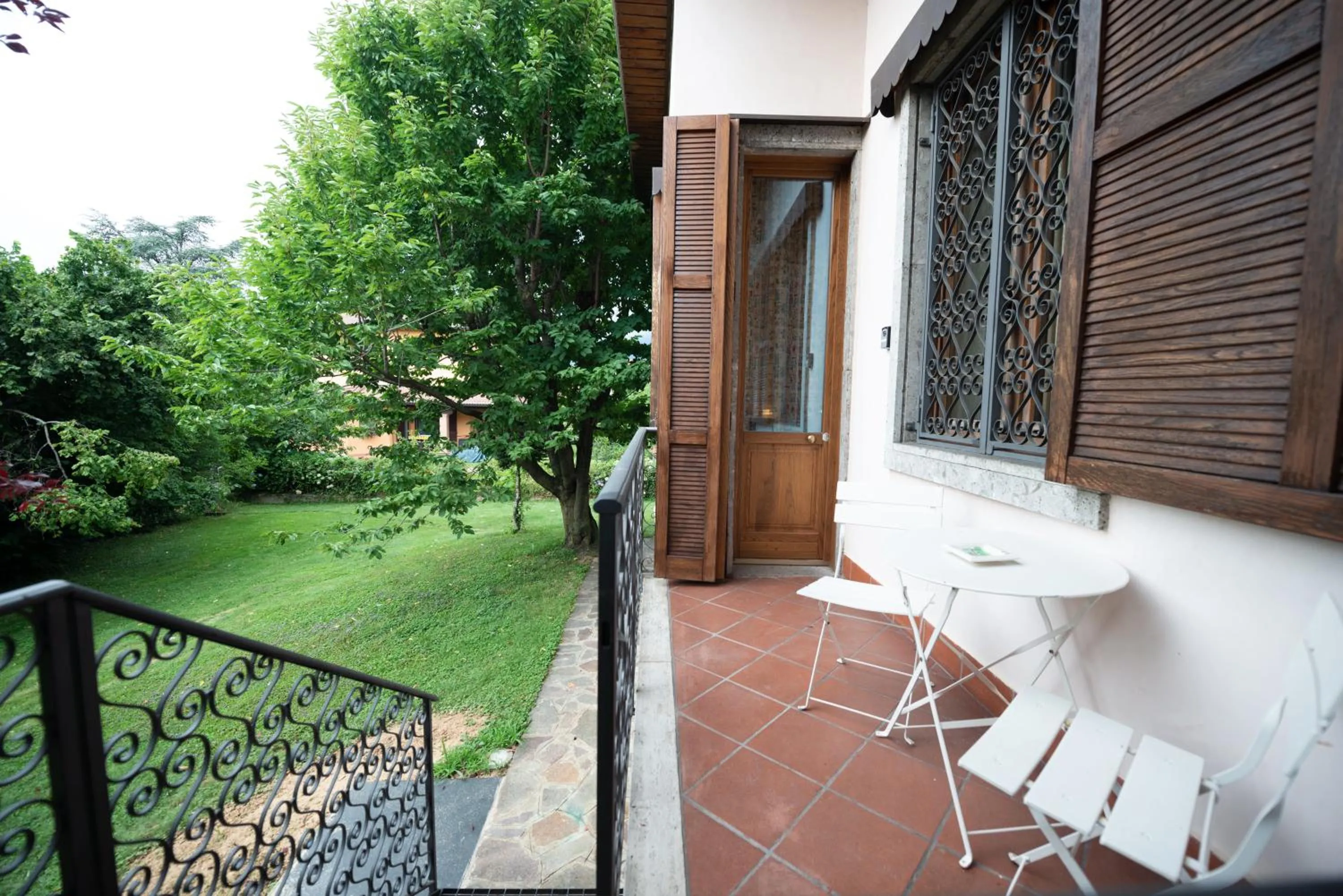 Garden view in B&B Family First