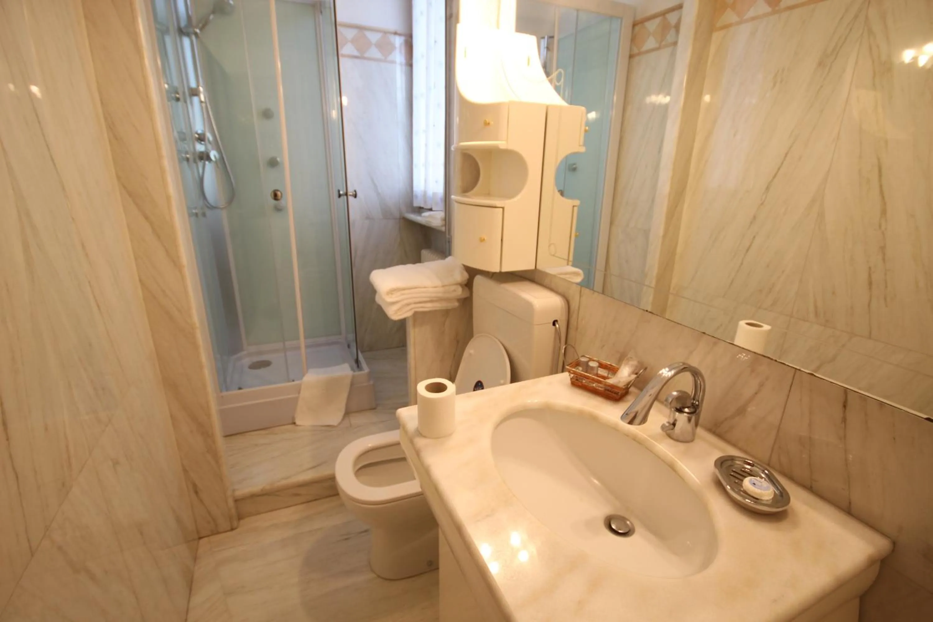 Bathroom in B&B Family First