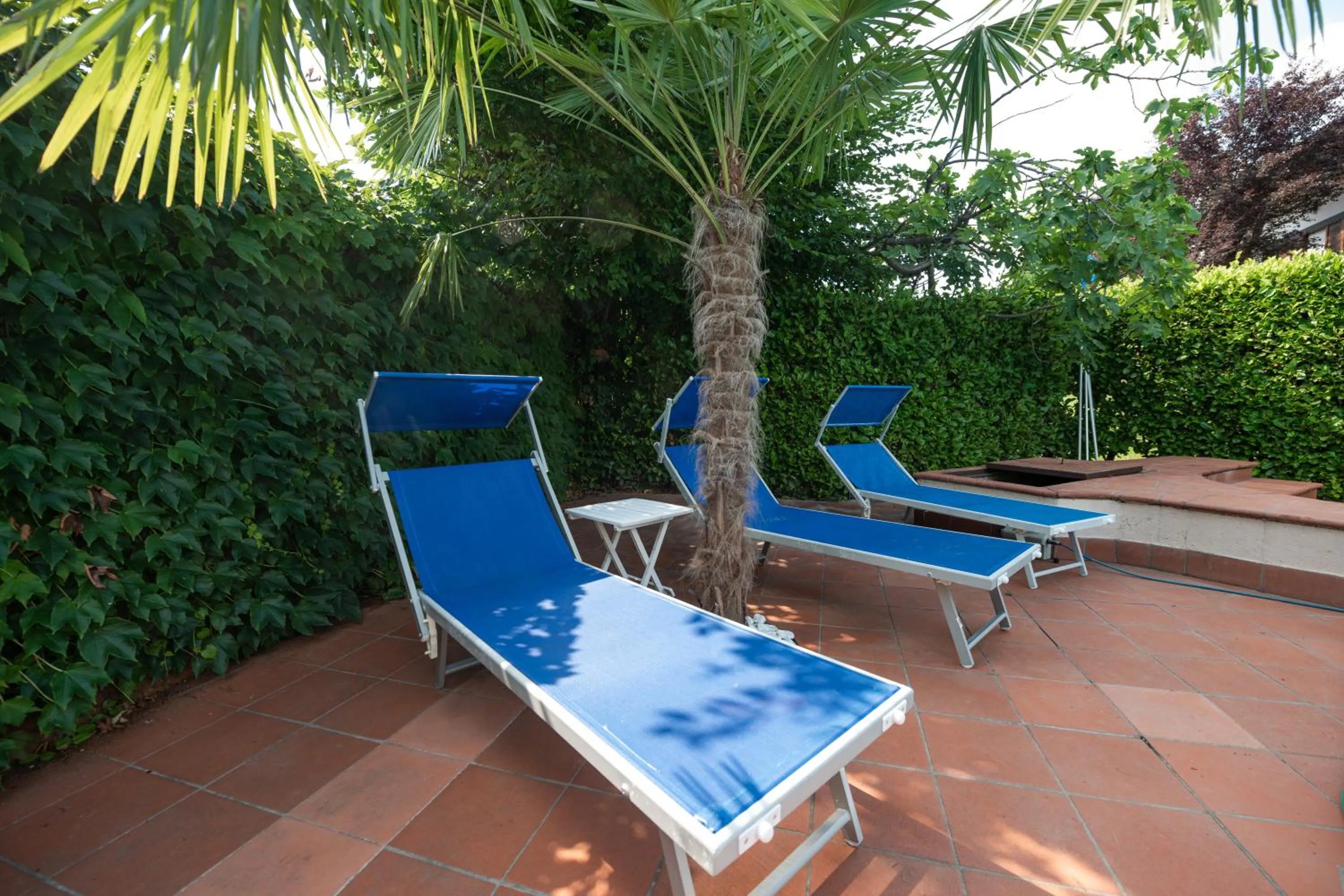 Swimming pool in B&B Family First