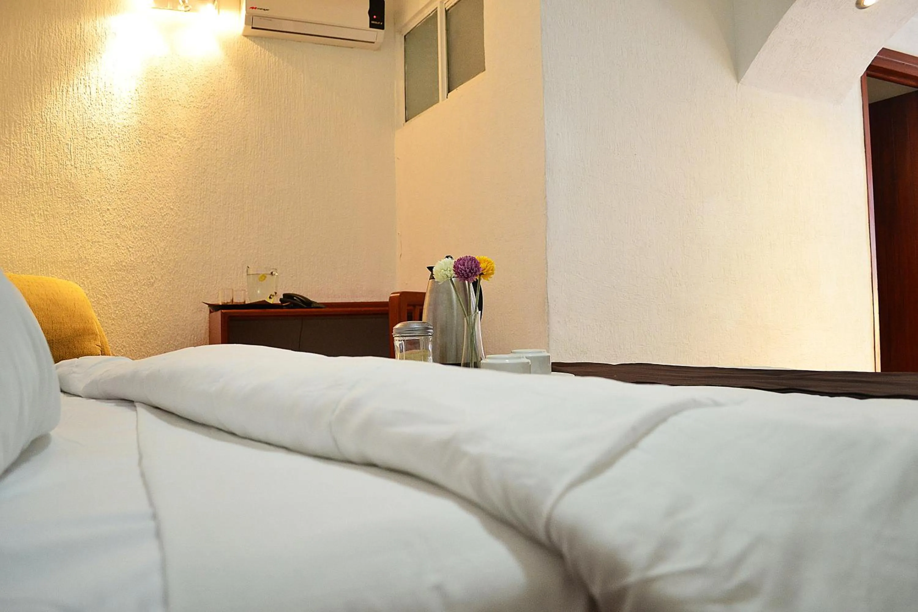 Bedroom, Bed in Hotel Campestre Inn