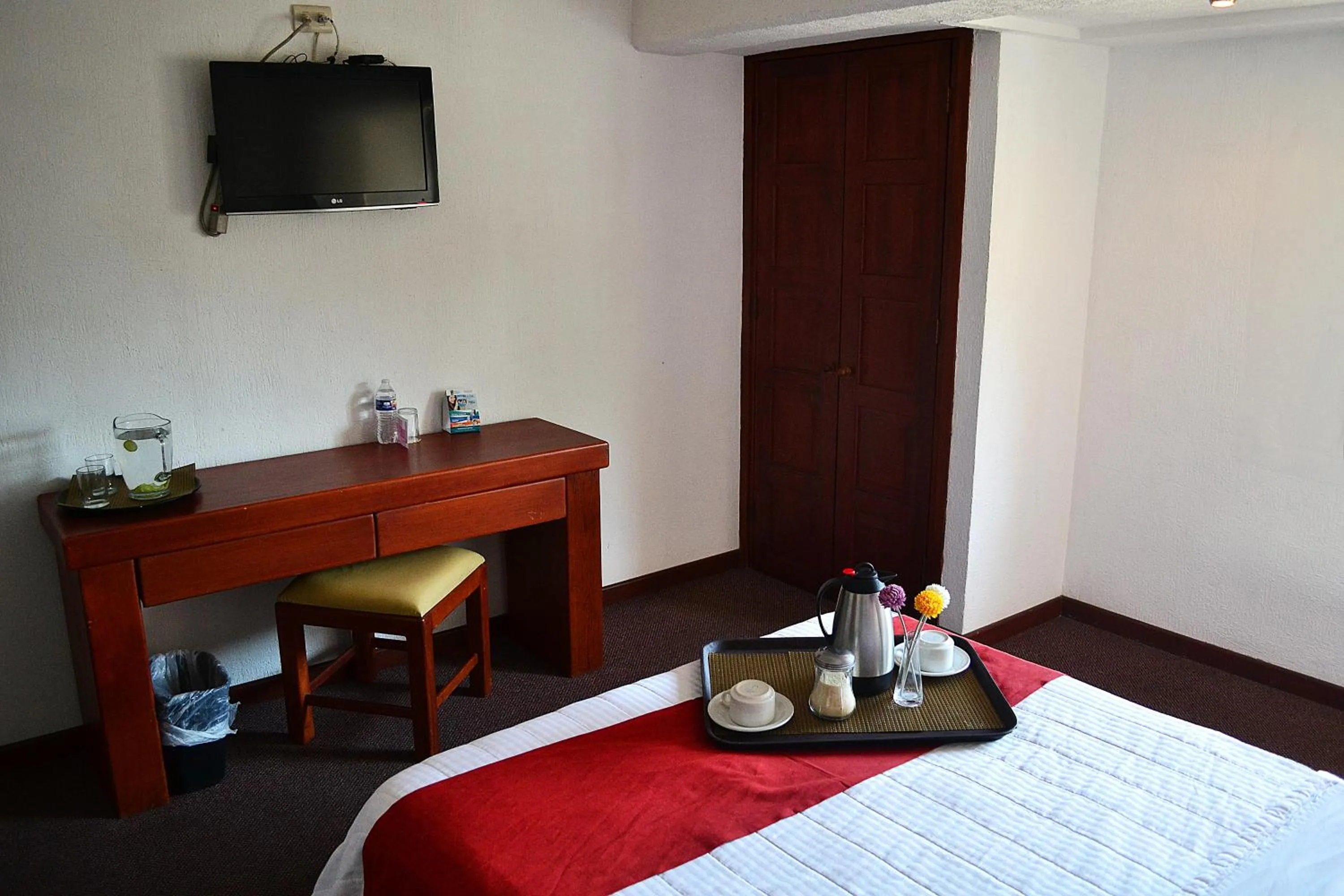 Bedroom, Bed in Hotel Campestre Inn