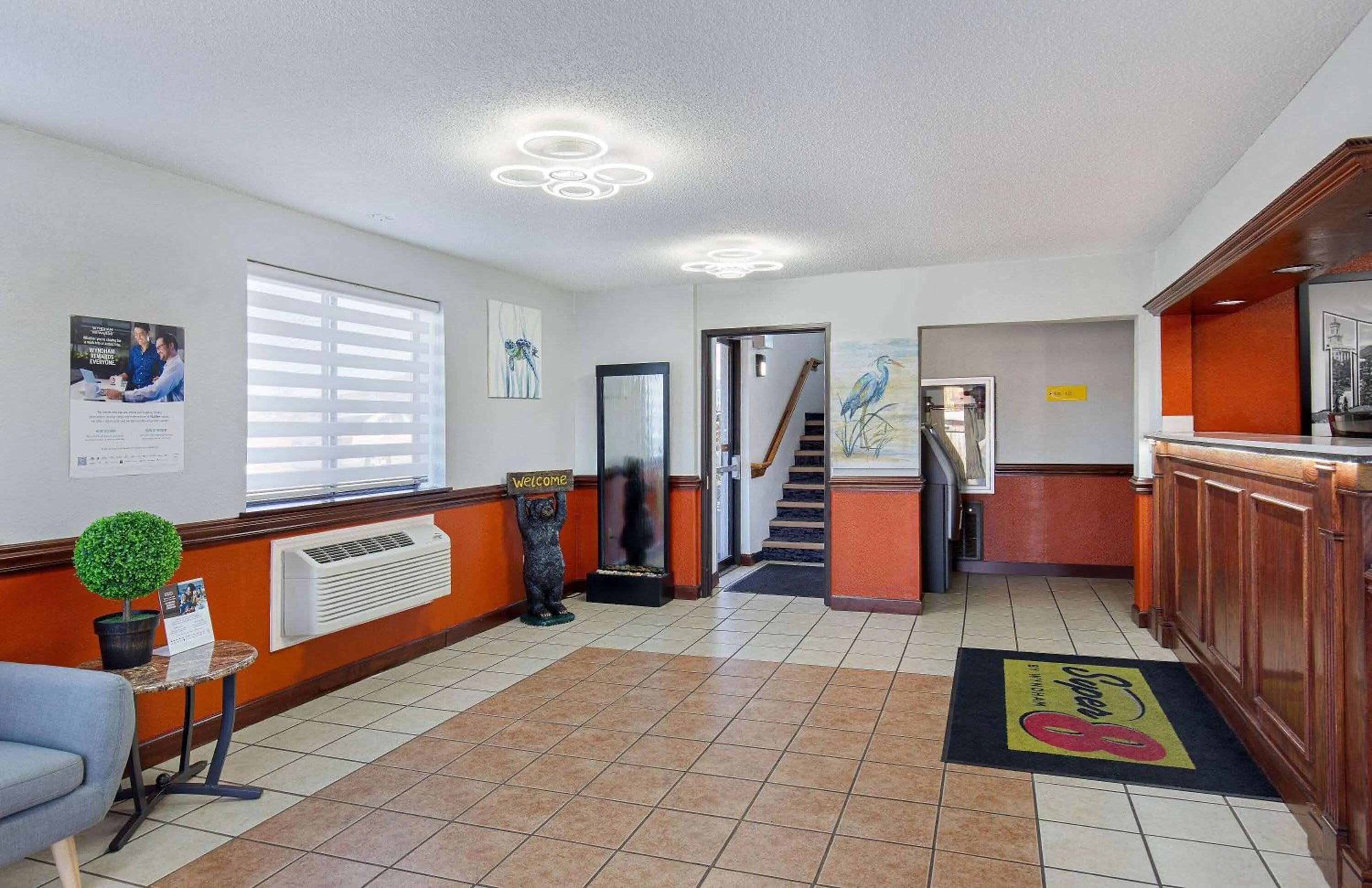 Lobby or reception in Super 8 by Wyndham Johnson City