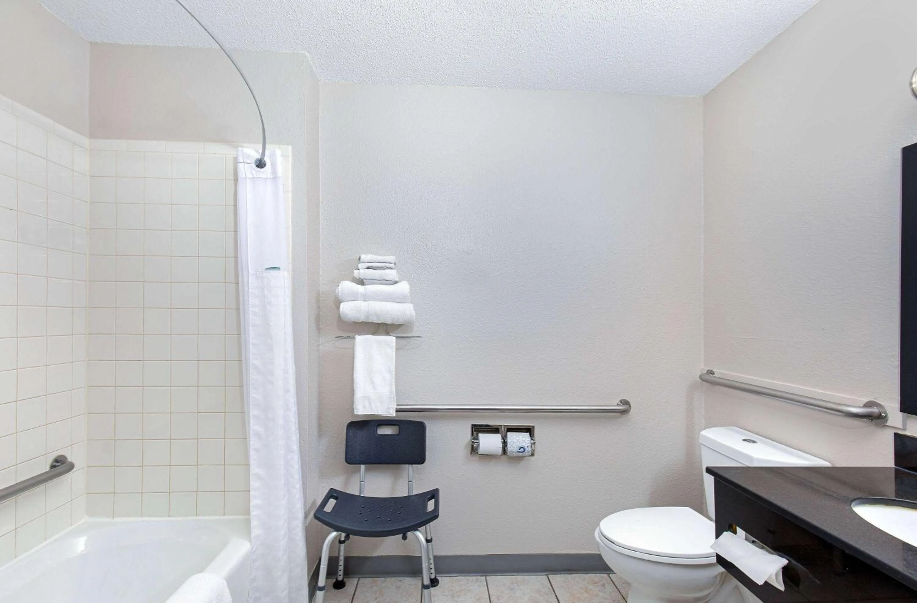 TV and multimedia in Super 8 by Wyndham Johnson City