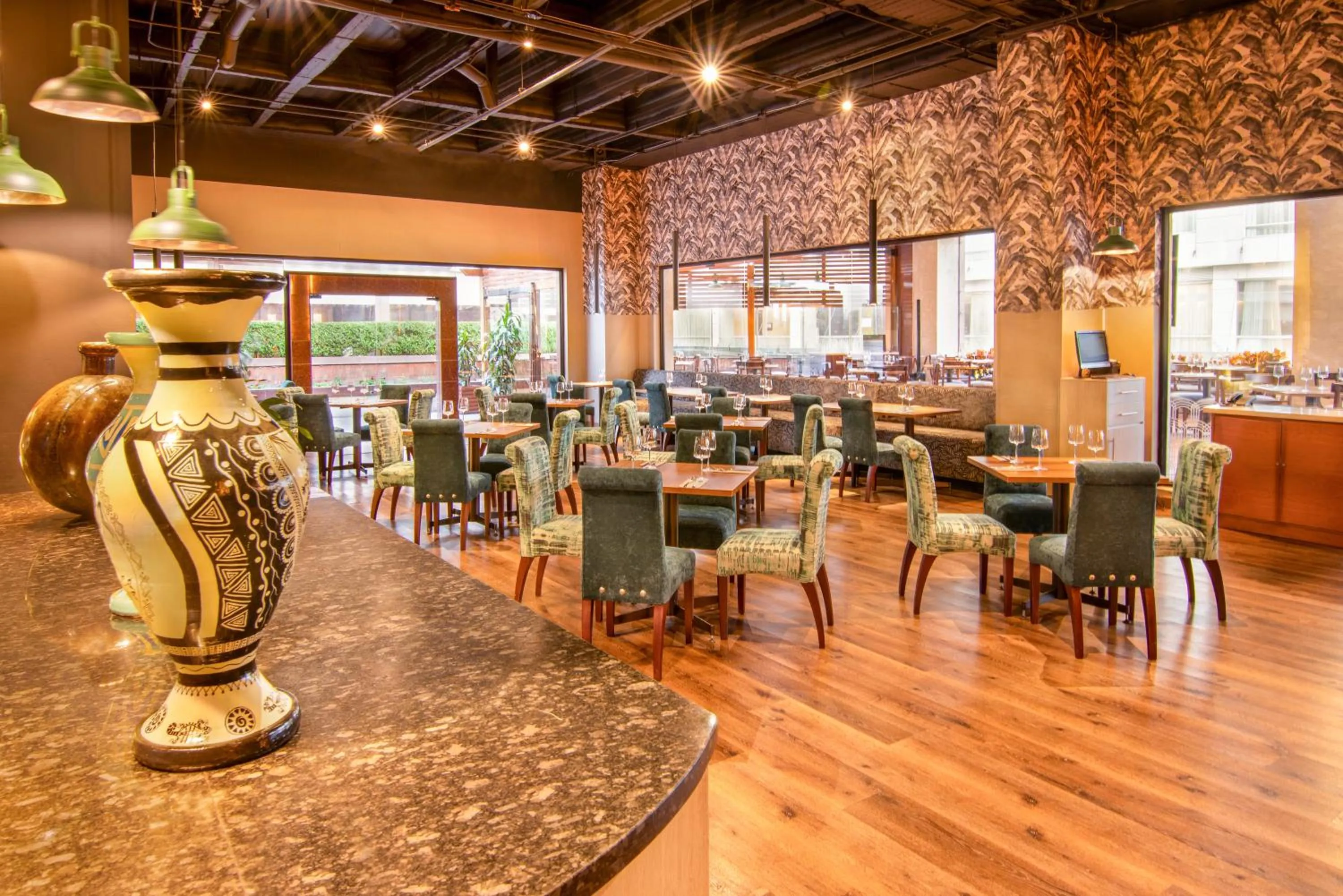 Restaurant/places to eat in Sheraton Bogotá Hotel