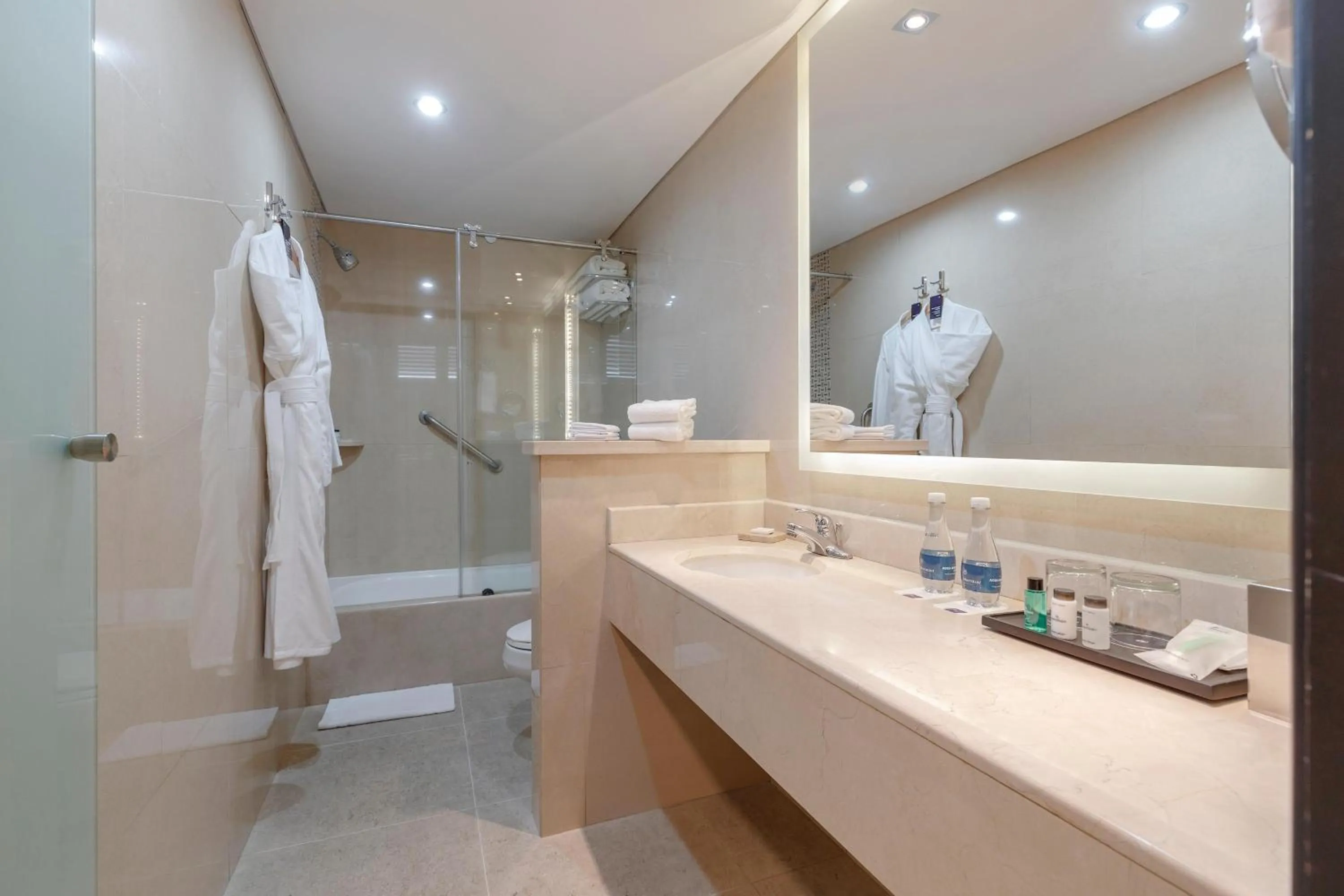 Bathroom in Sheraton Bogotá Hotel