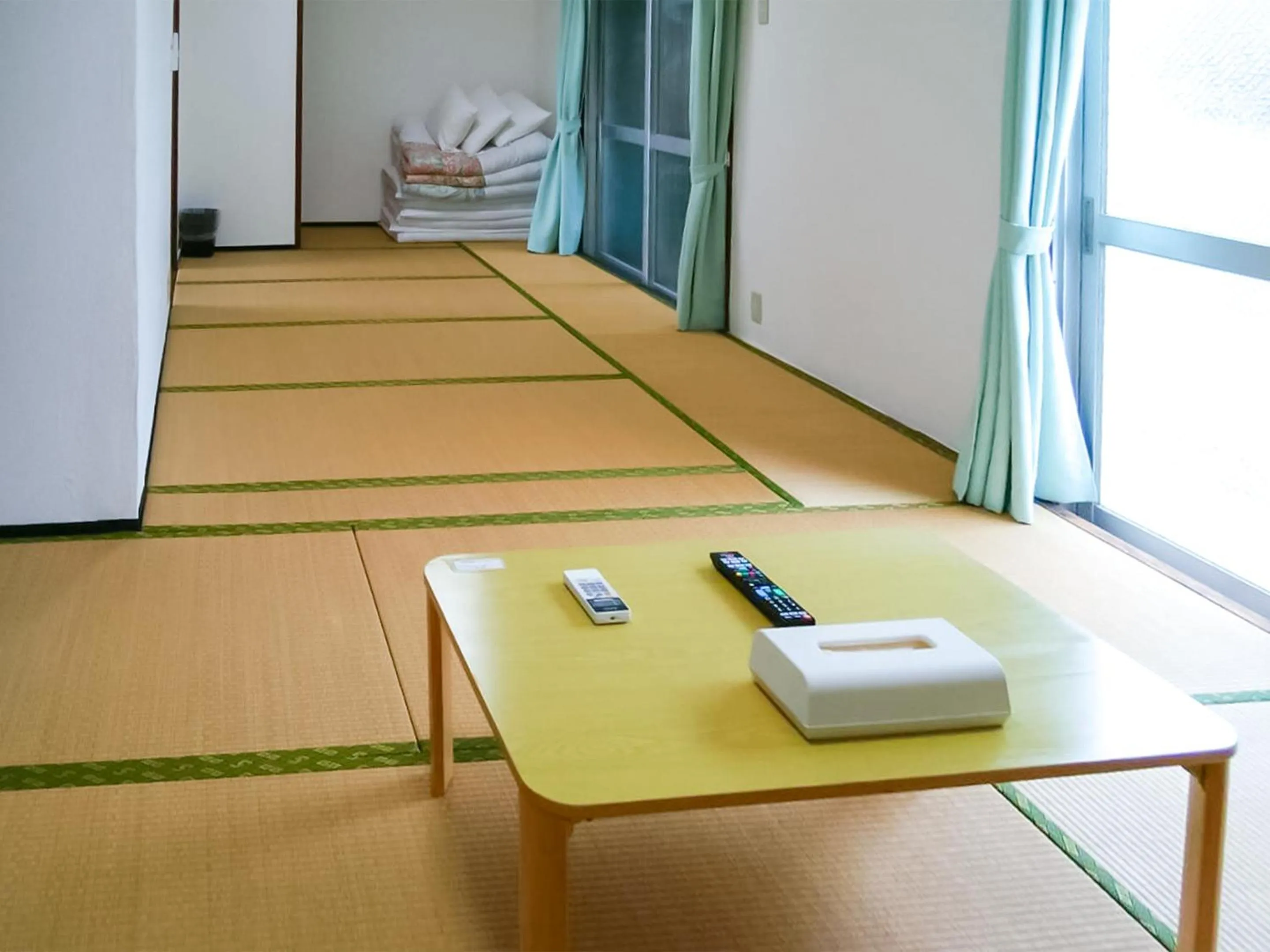 Living room in Sunset Hills Inn Naha