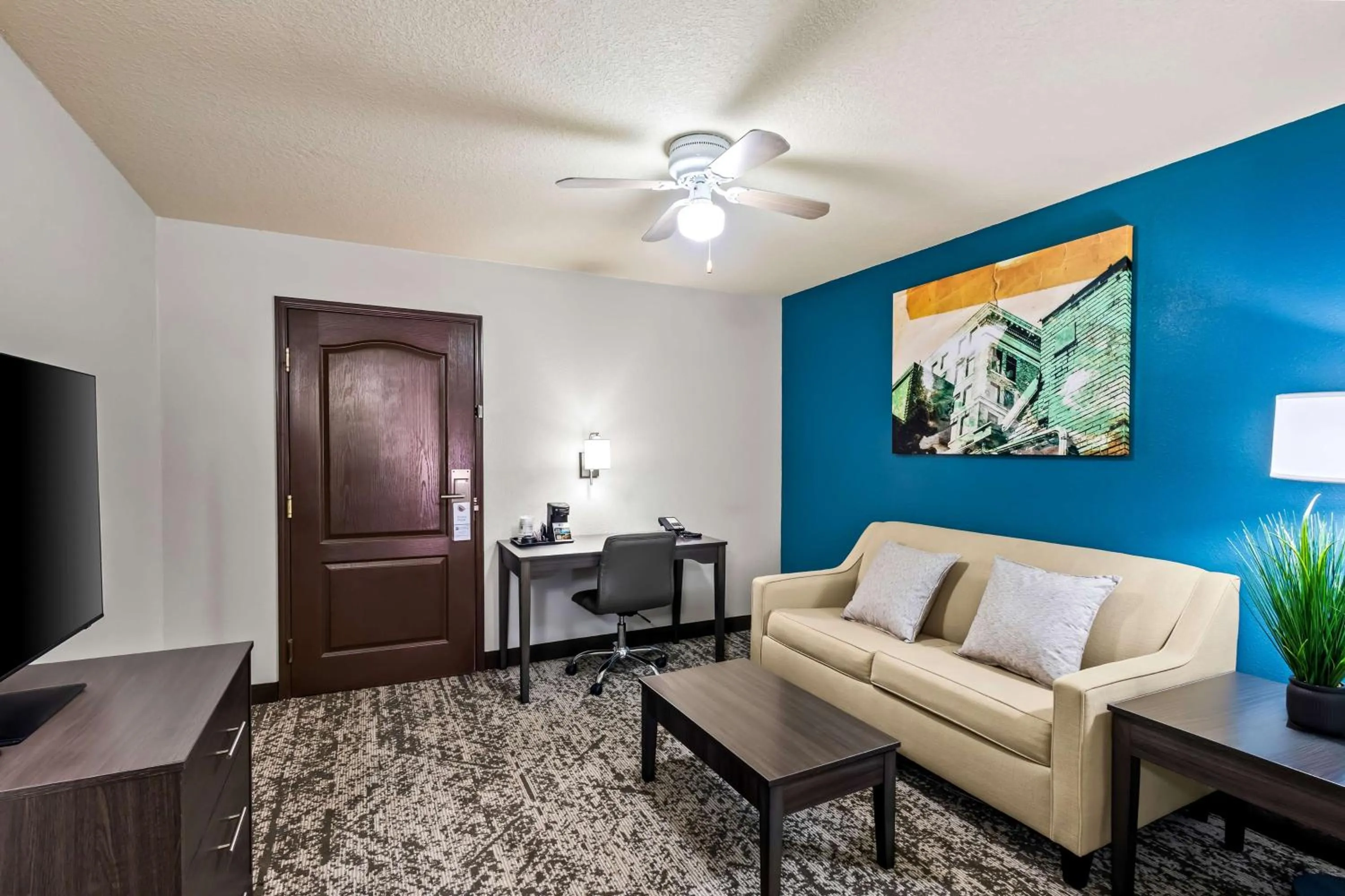 Bedroom in Best Western Fort Wayne Inn & Suites North