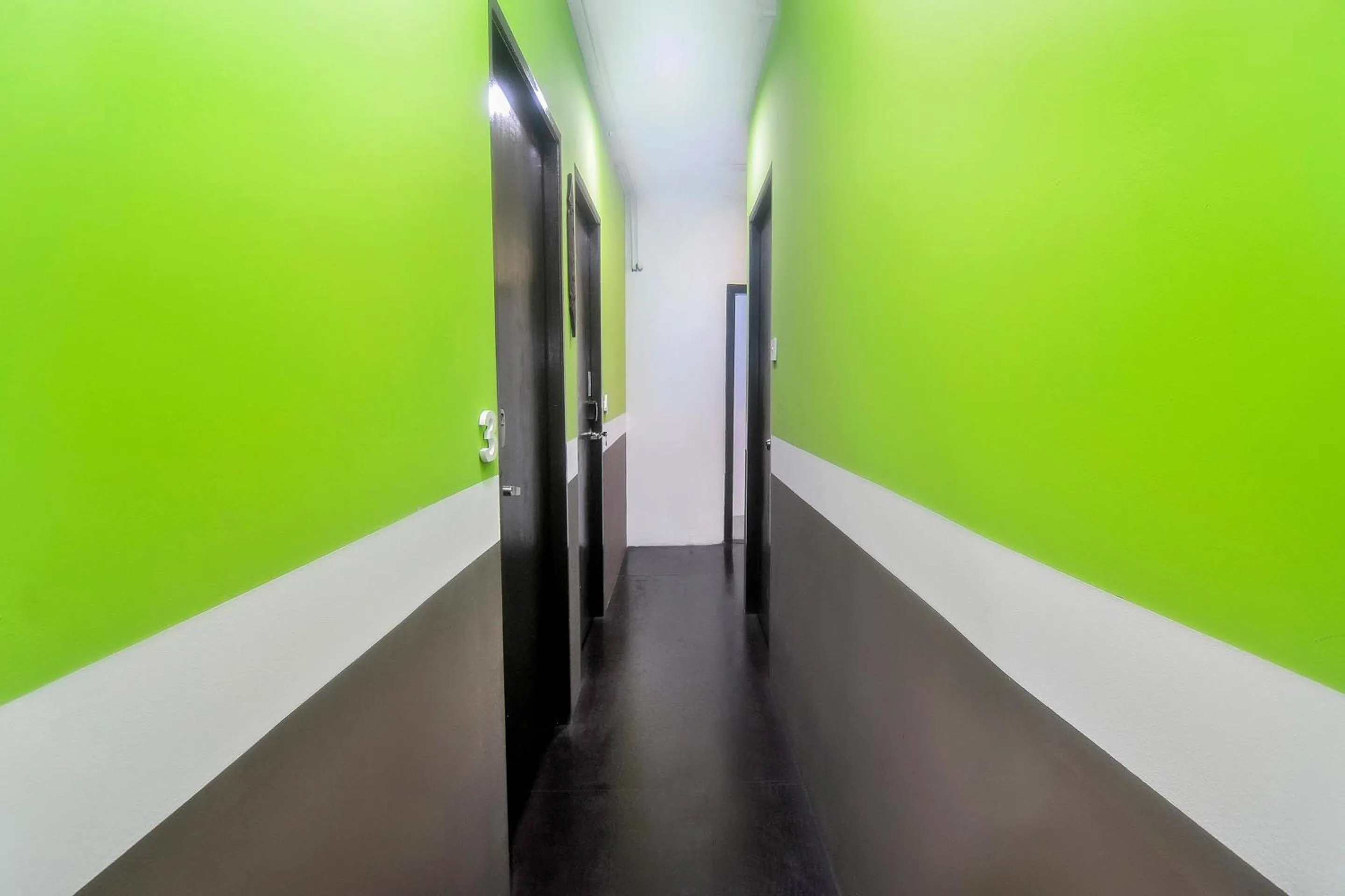 Lobby or reception in Hotel O Tropical Lodge