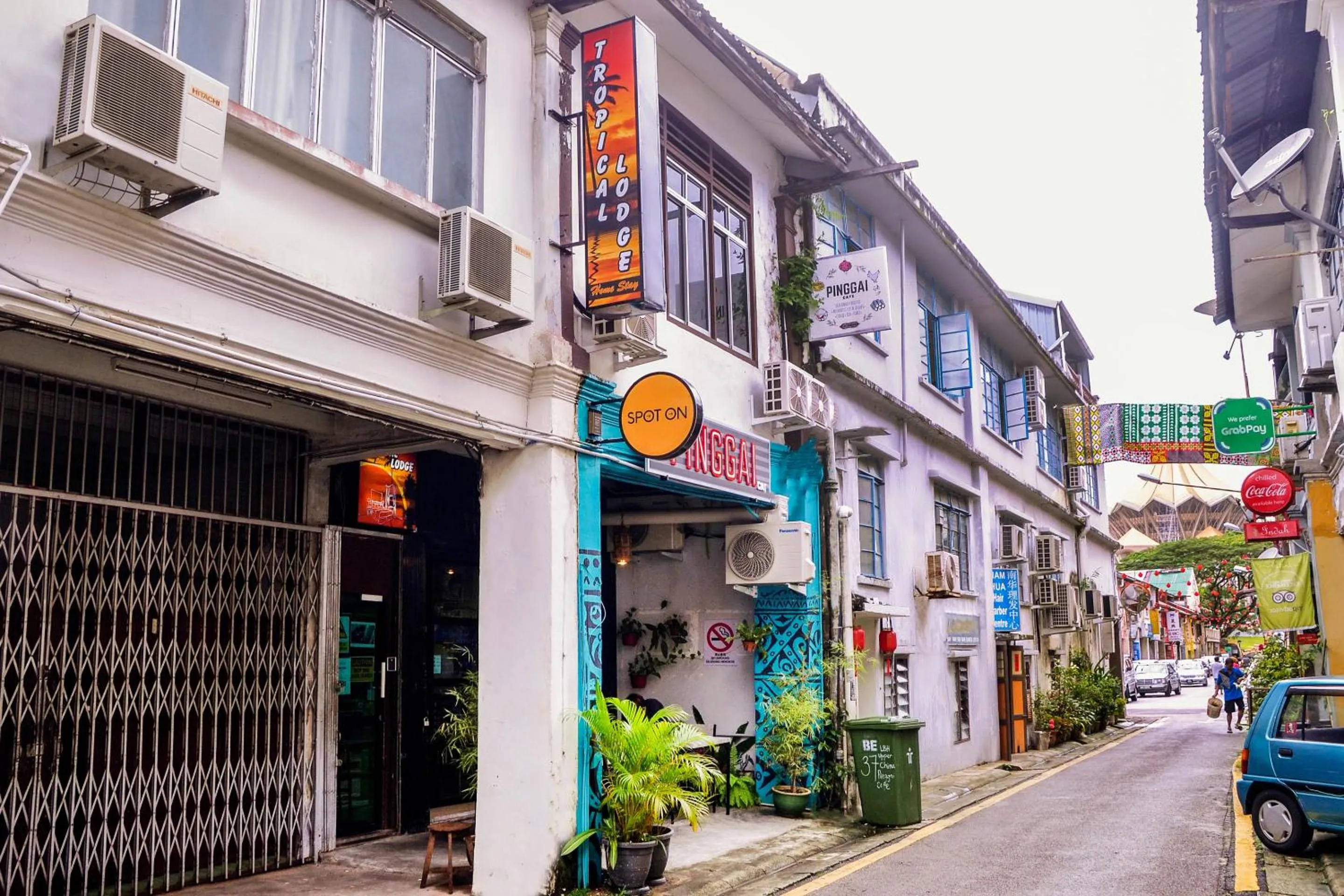 Facade/entrance in Hotel O Tropical Lodge