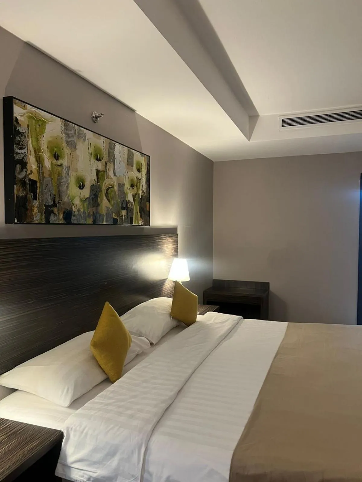 Bed in Hayat Watheer for serviced Apartment