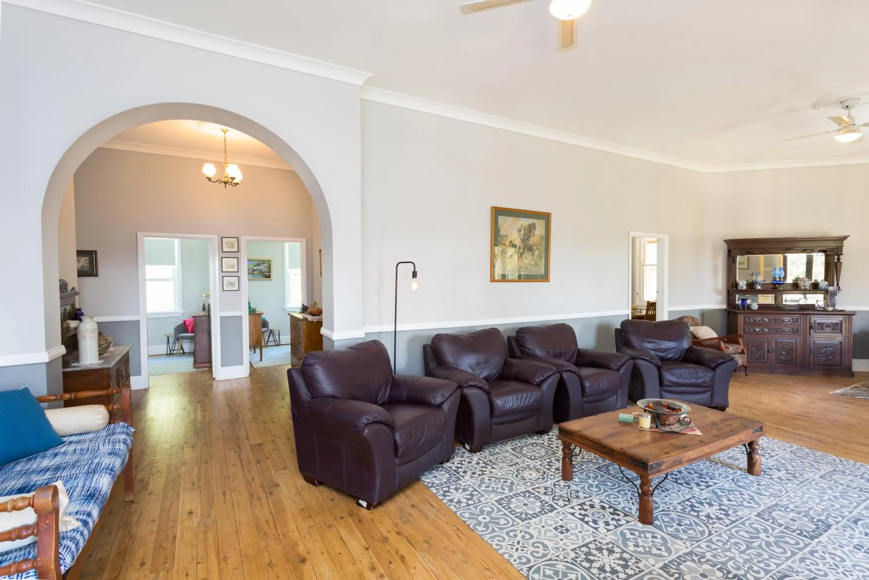 Communal lounge/ TV room in Palmyra B&B