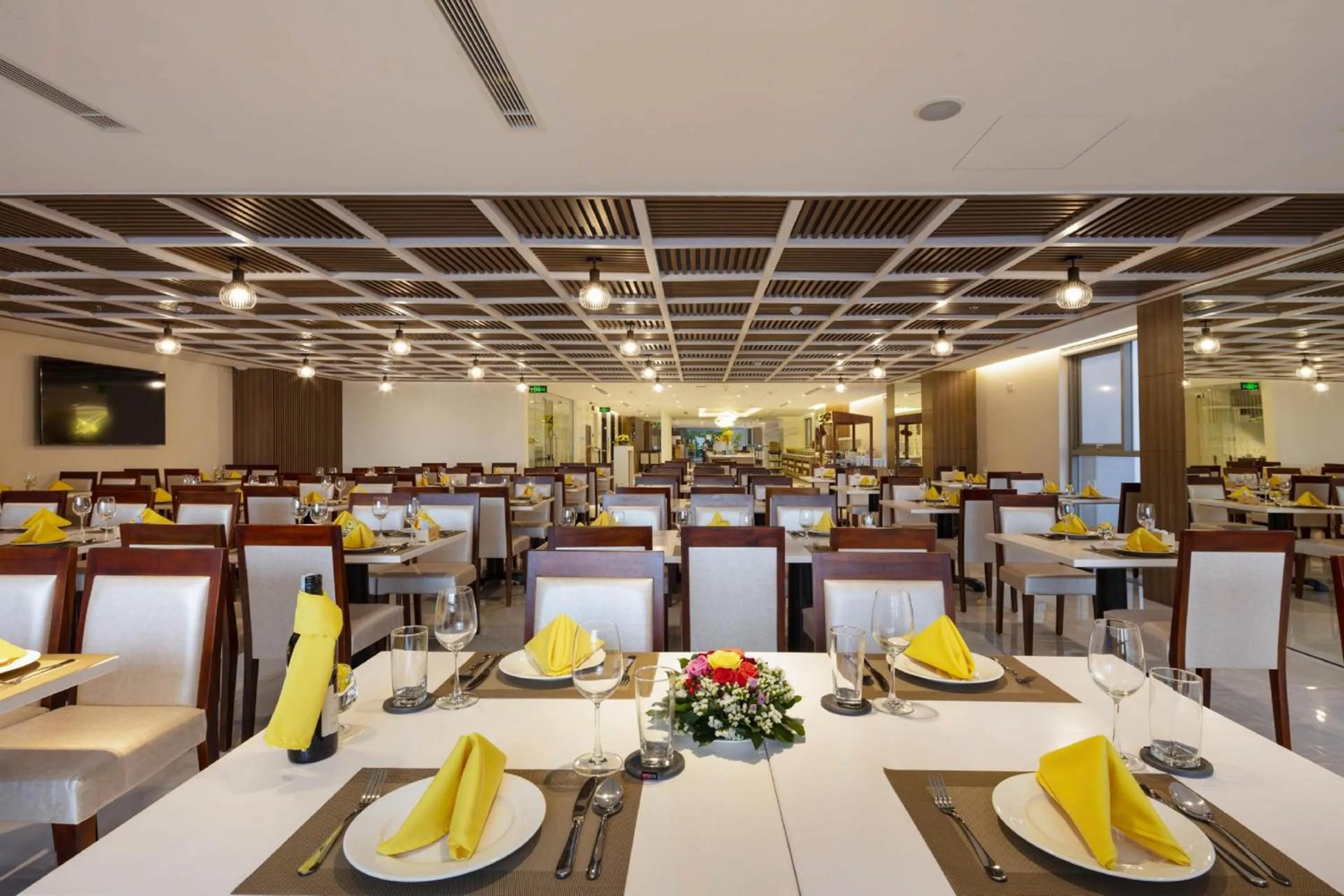 Restaurant/places to eat in Libra Hotel Nha Trang