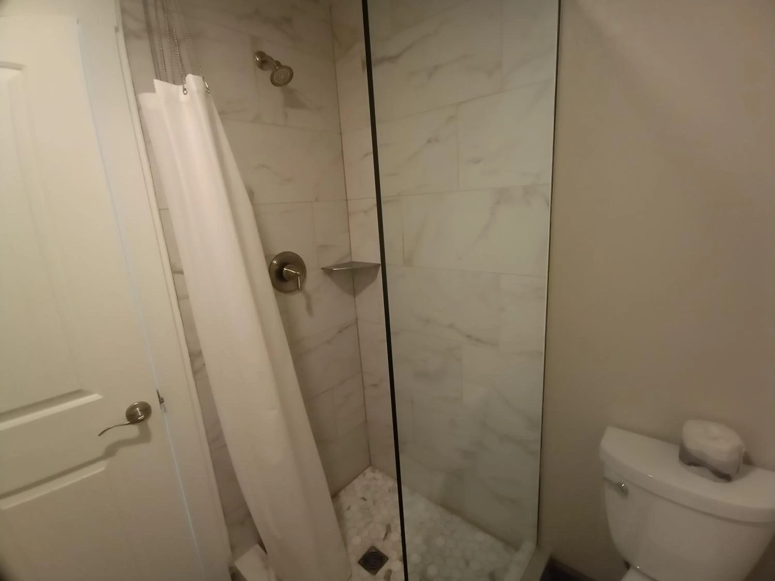 Yellowstone Riverside Cottages