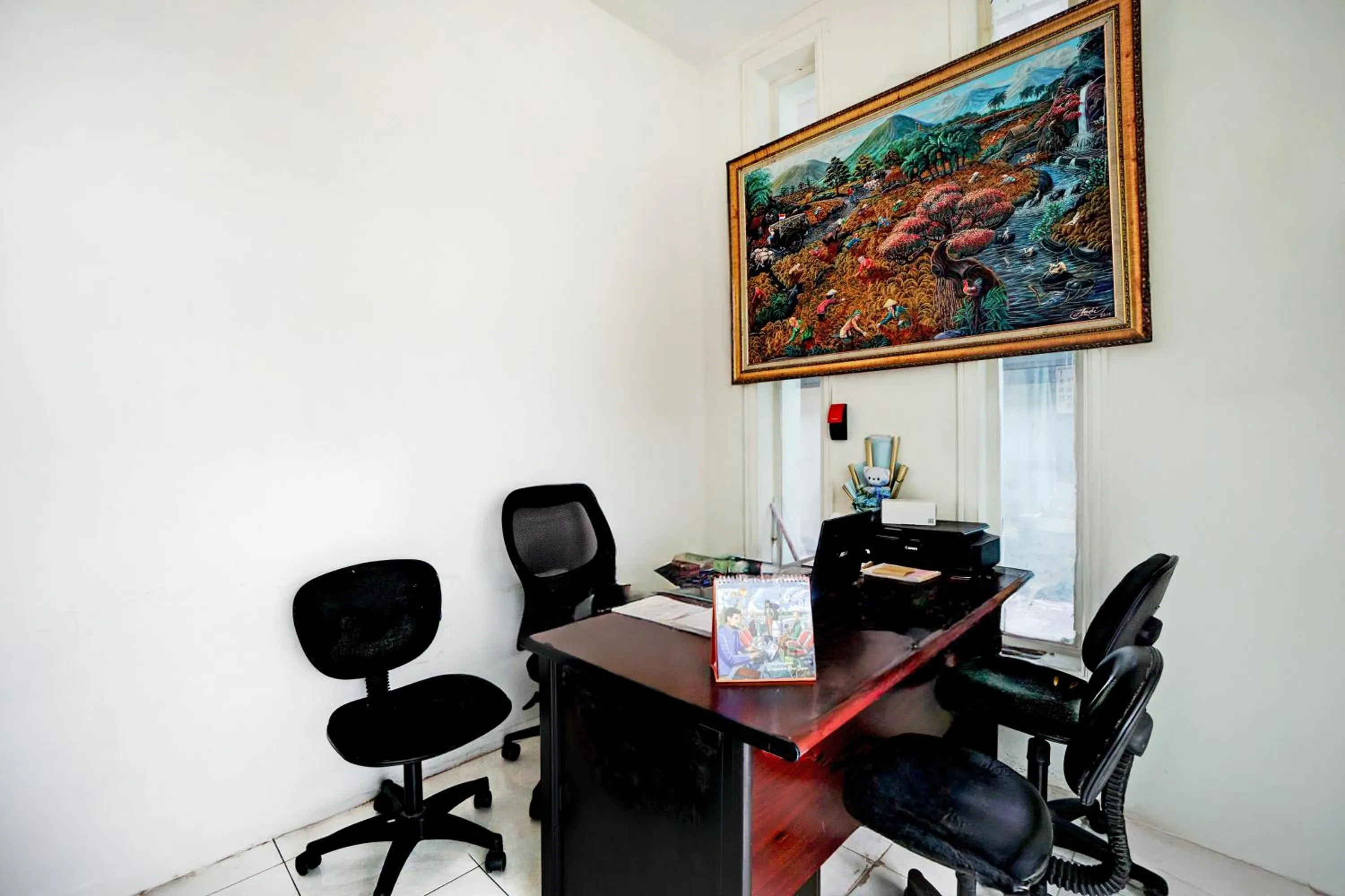 Lobby or reception in Hotel O Tegalsari Near Tunjungan Plaza