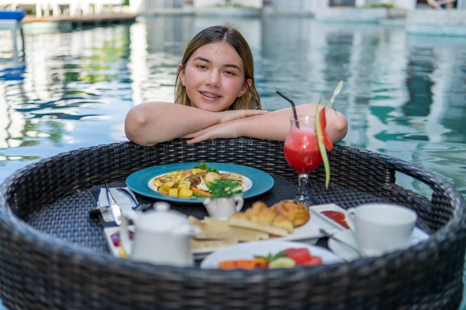 Breakfast in Bliss Surfer Hotel Legian