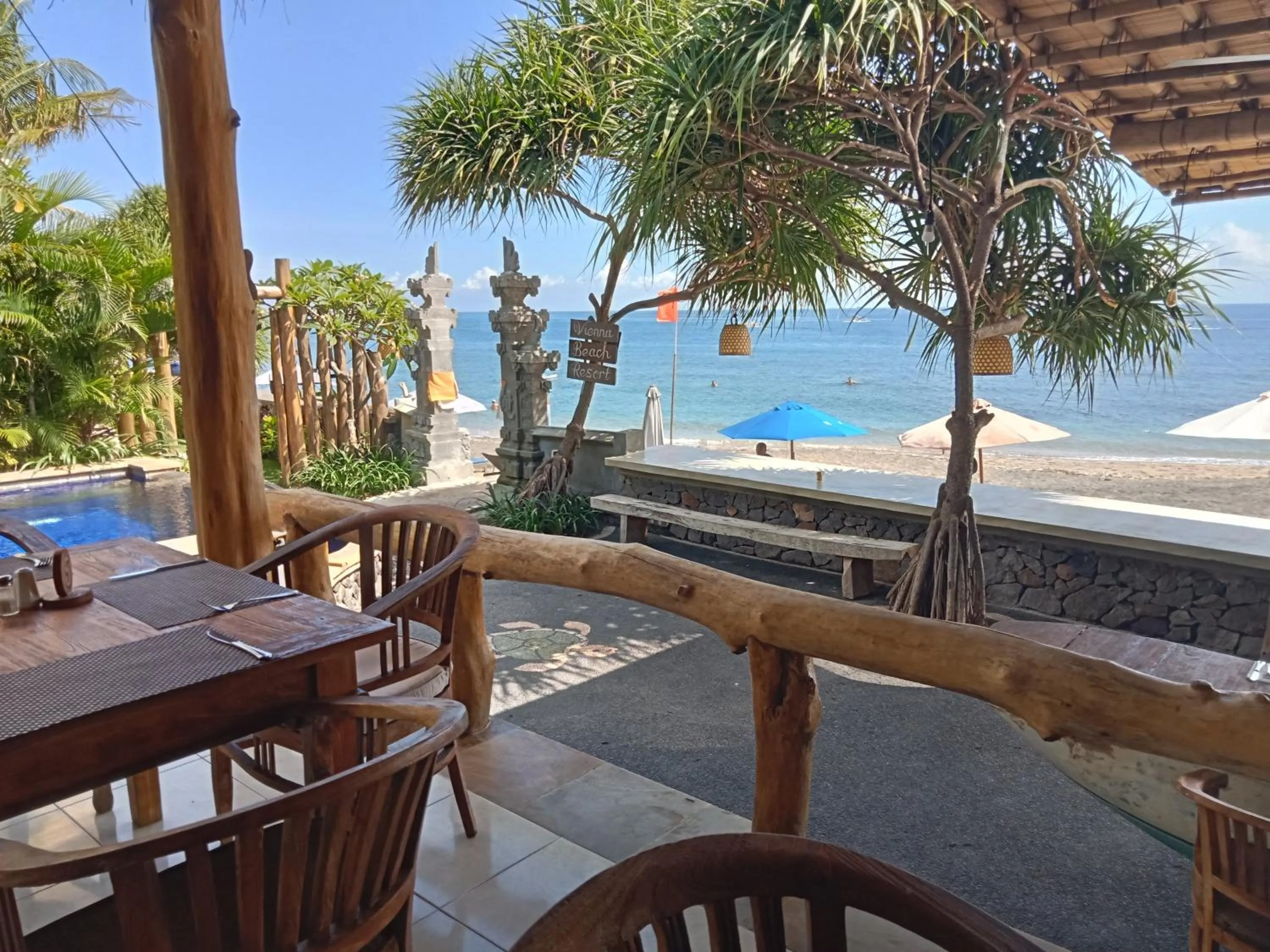 Restaurant/places to eat in Vienna Beach Resort