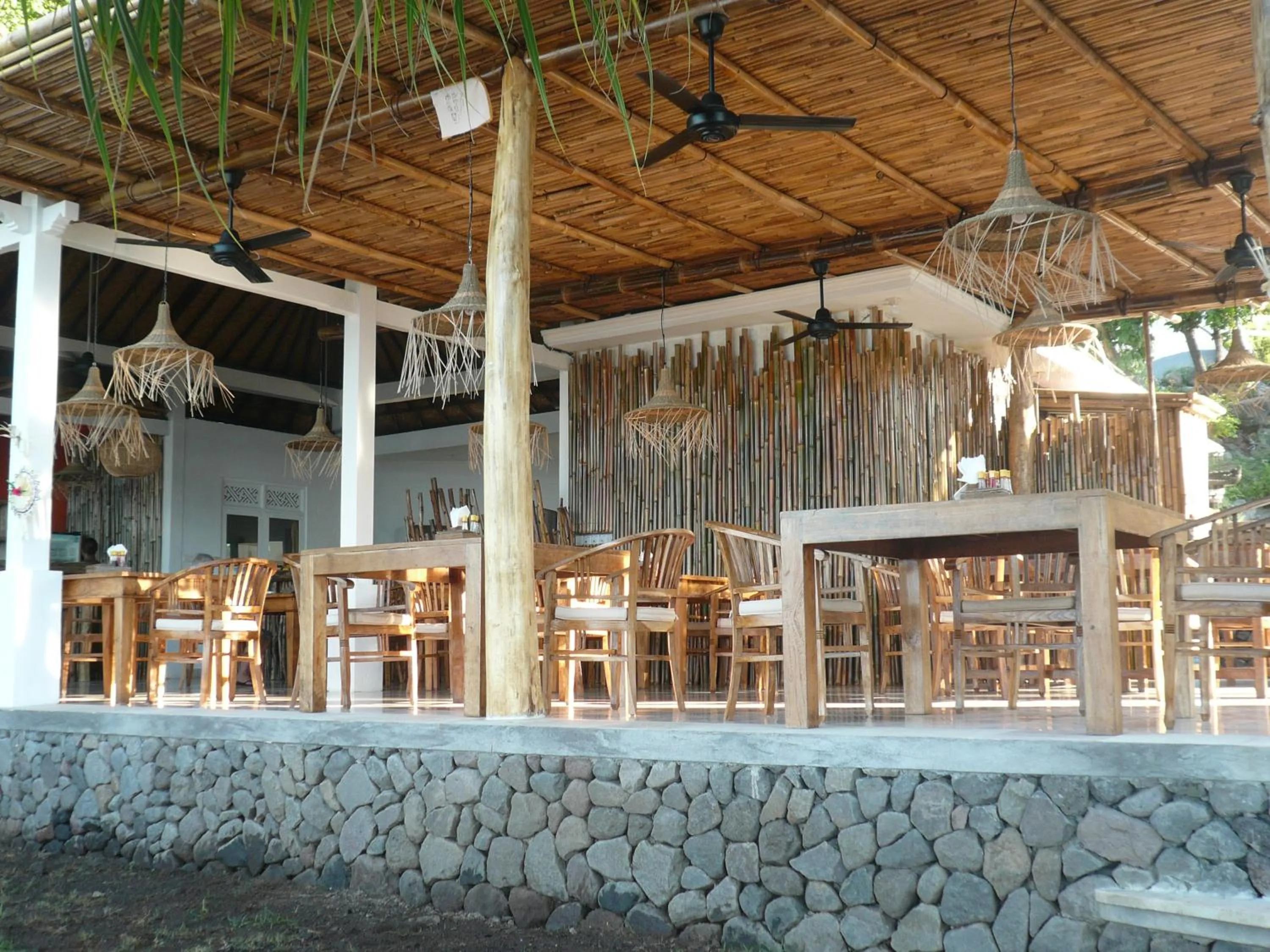 Restaurant/places to eat in Vienna Beach Resort