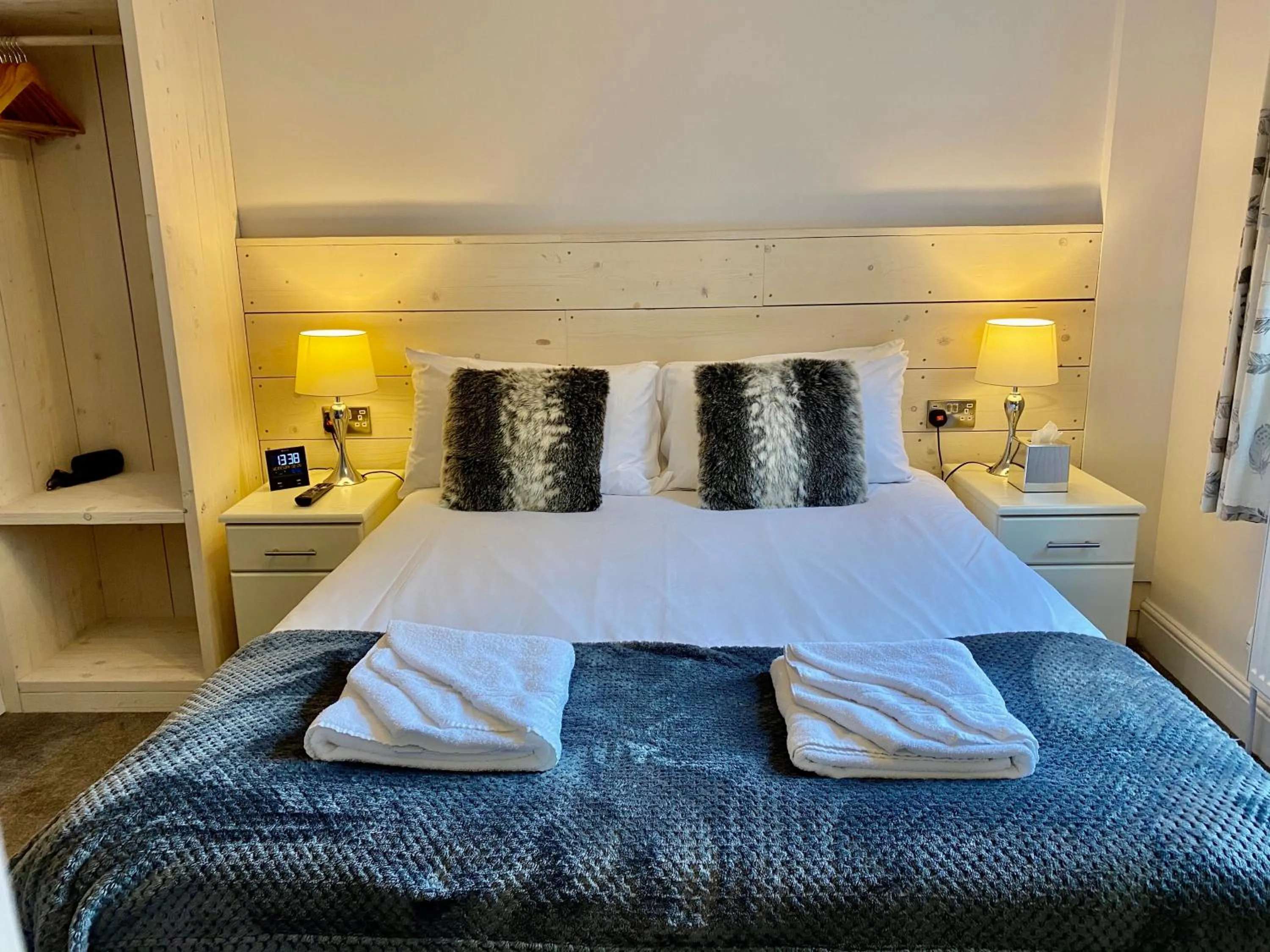 Bedroom, Bed in Vikings Accommodation