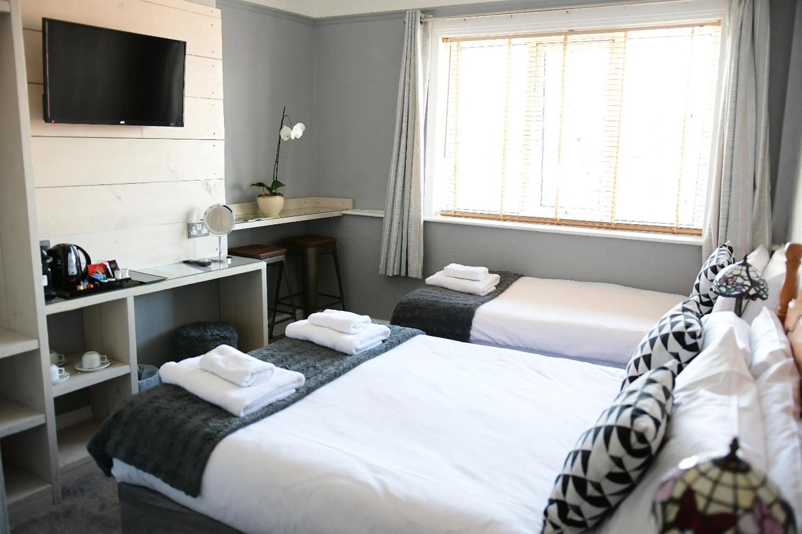 Bedroom, Bed in Vikings Accommodation