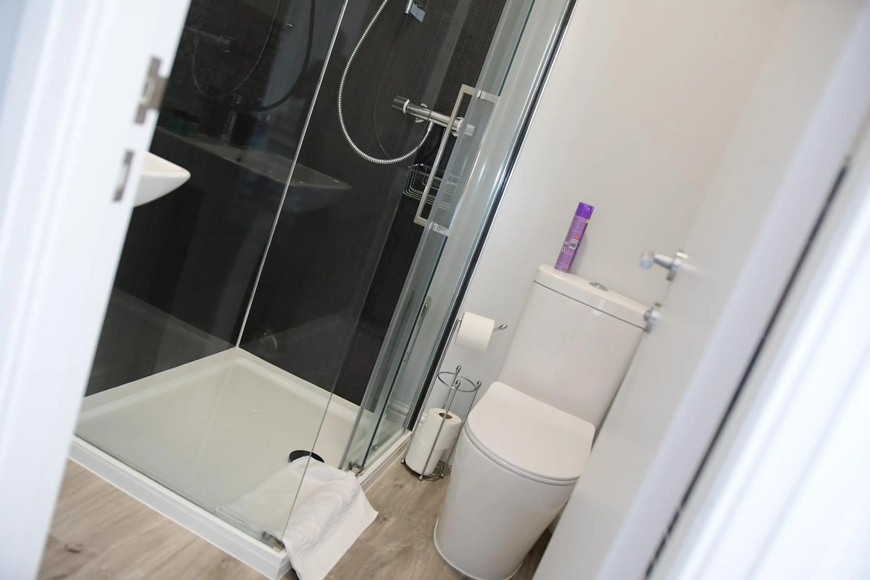 Bathroom in Vikings Accommodation