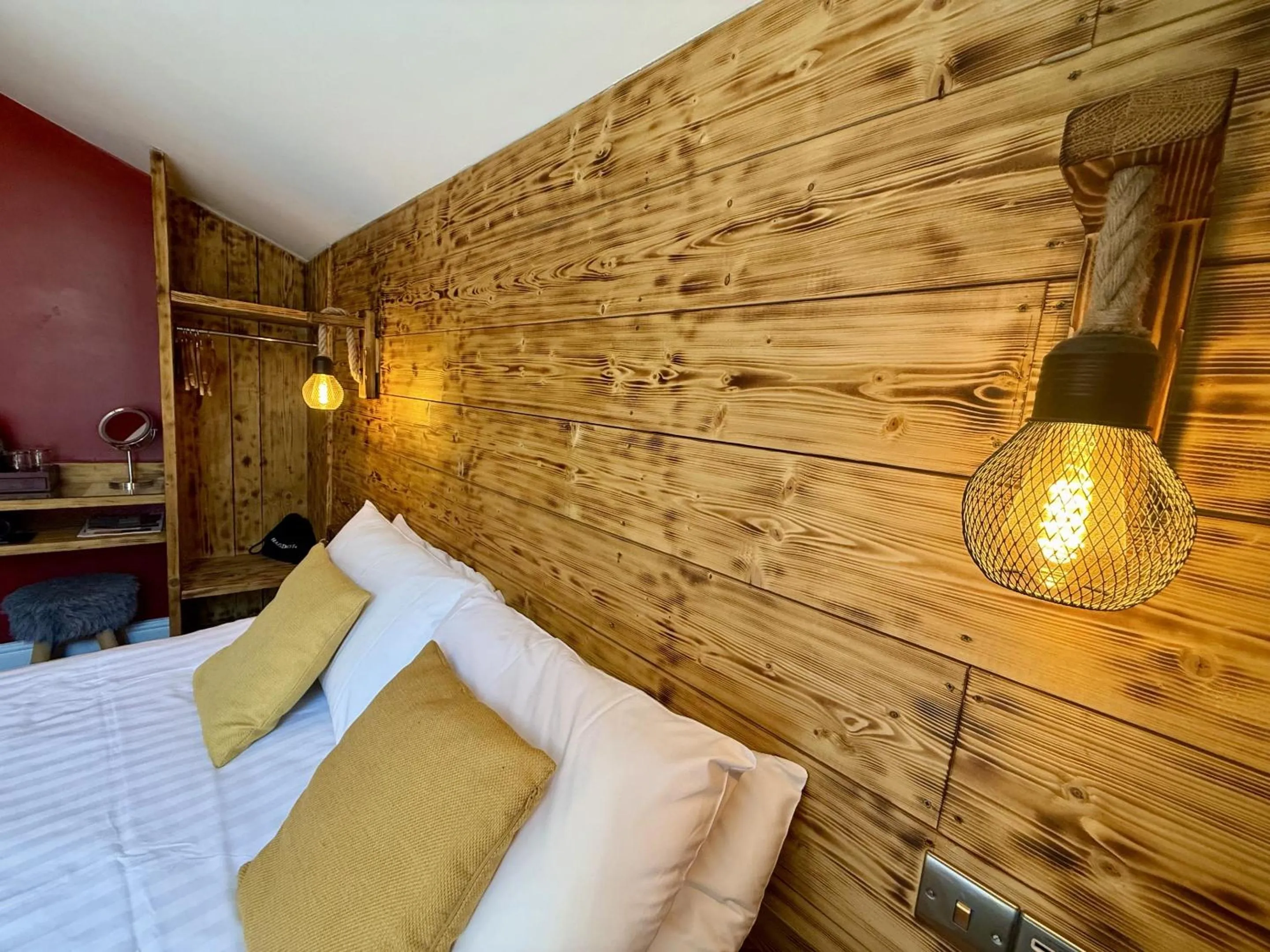 Bedroom, Bed in Vikings Accommodation