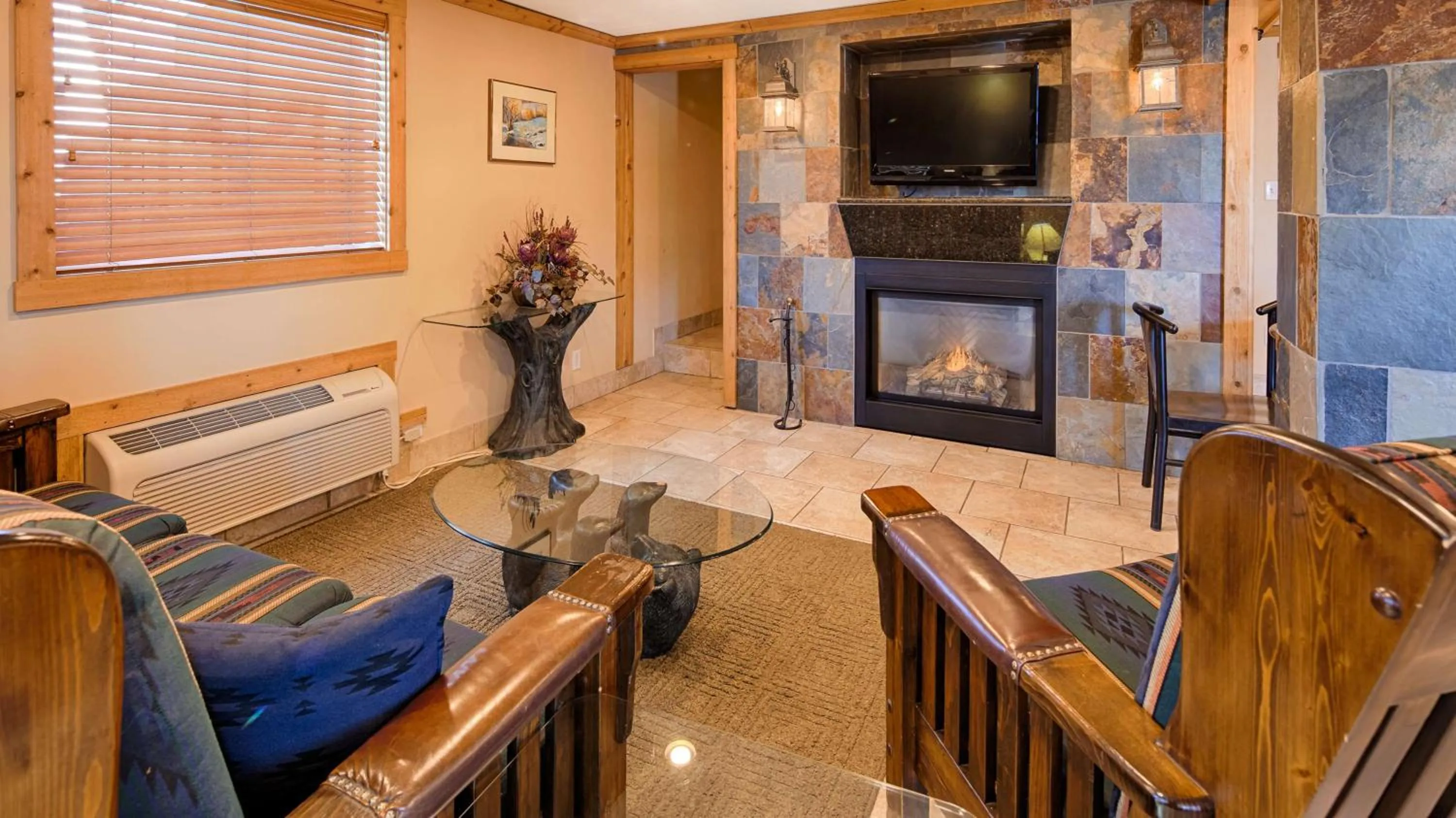 Lobby or reception in Best Western Torchlite