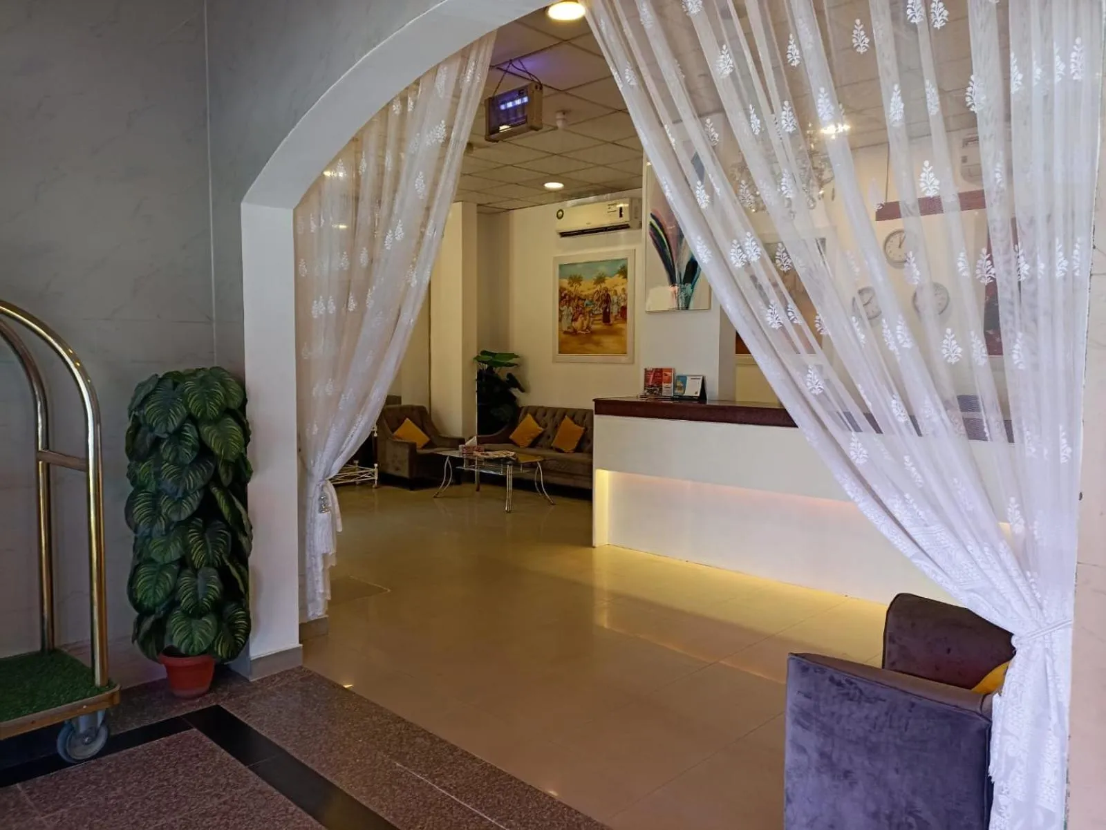 Lobby or reception in Savoy Inn Hotel Apartments