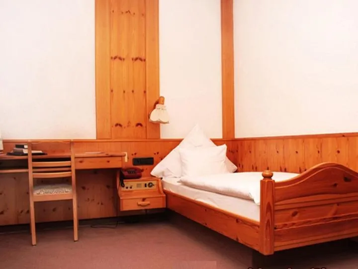 Bed in Erlebnisgastronomie Lochmuhle