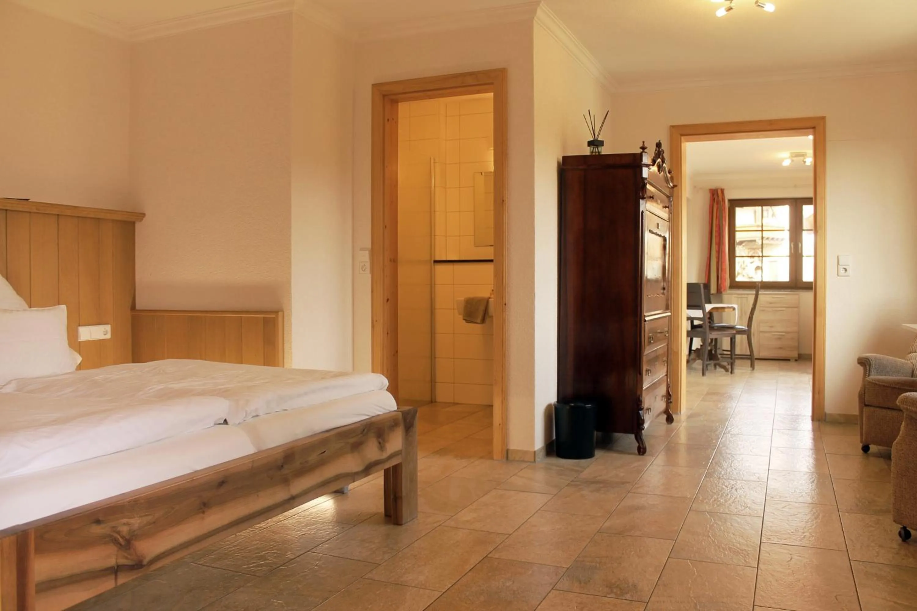 Bed in Erlebnisgastronomie Lochmuhle