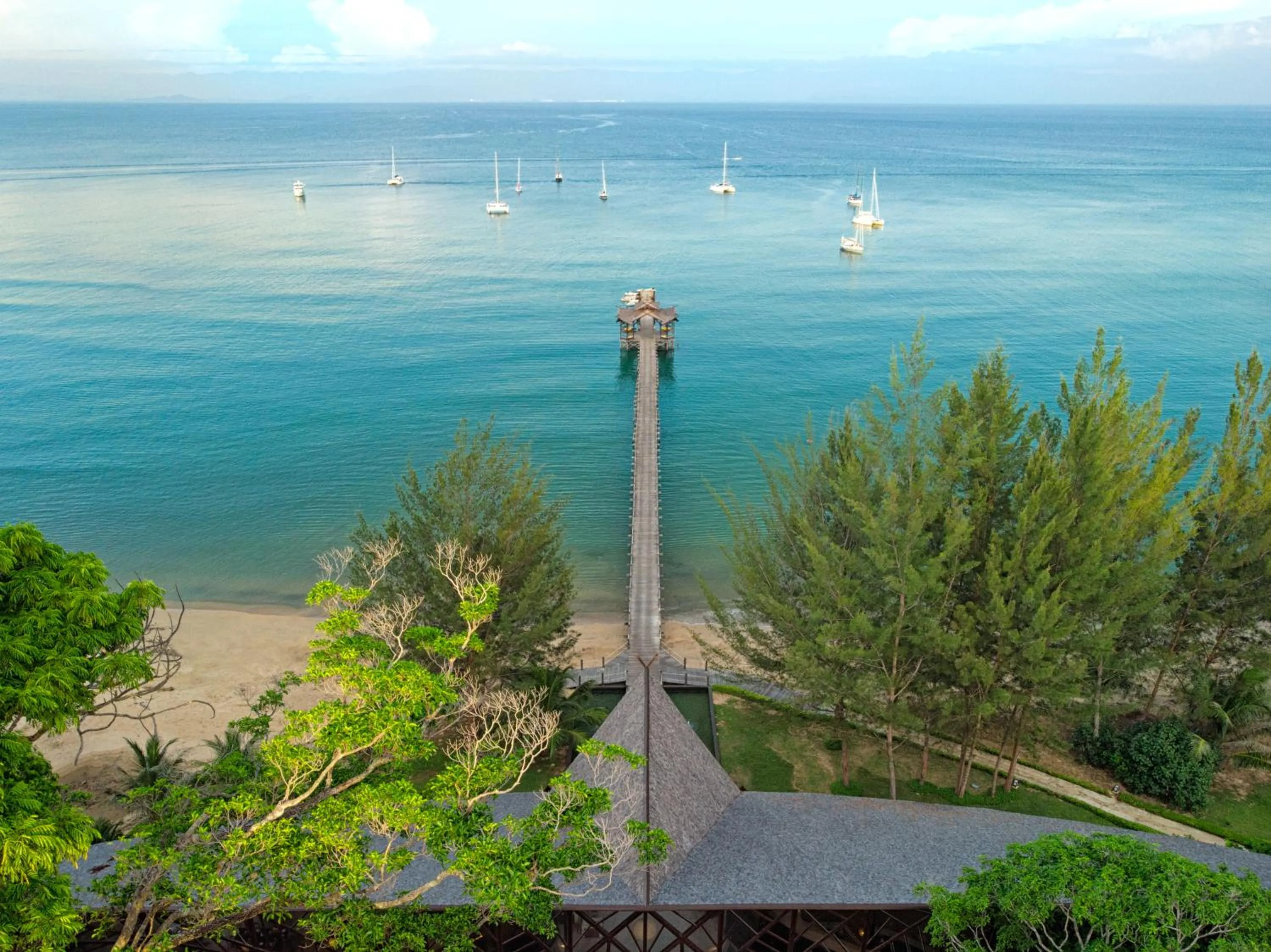 Property building in Borneo Eagle Resort