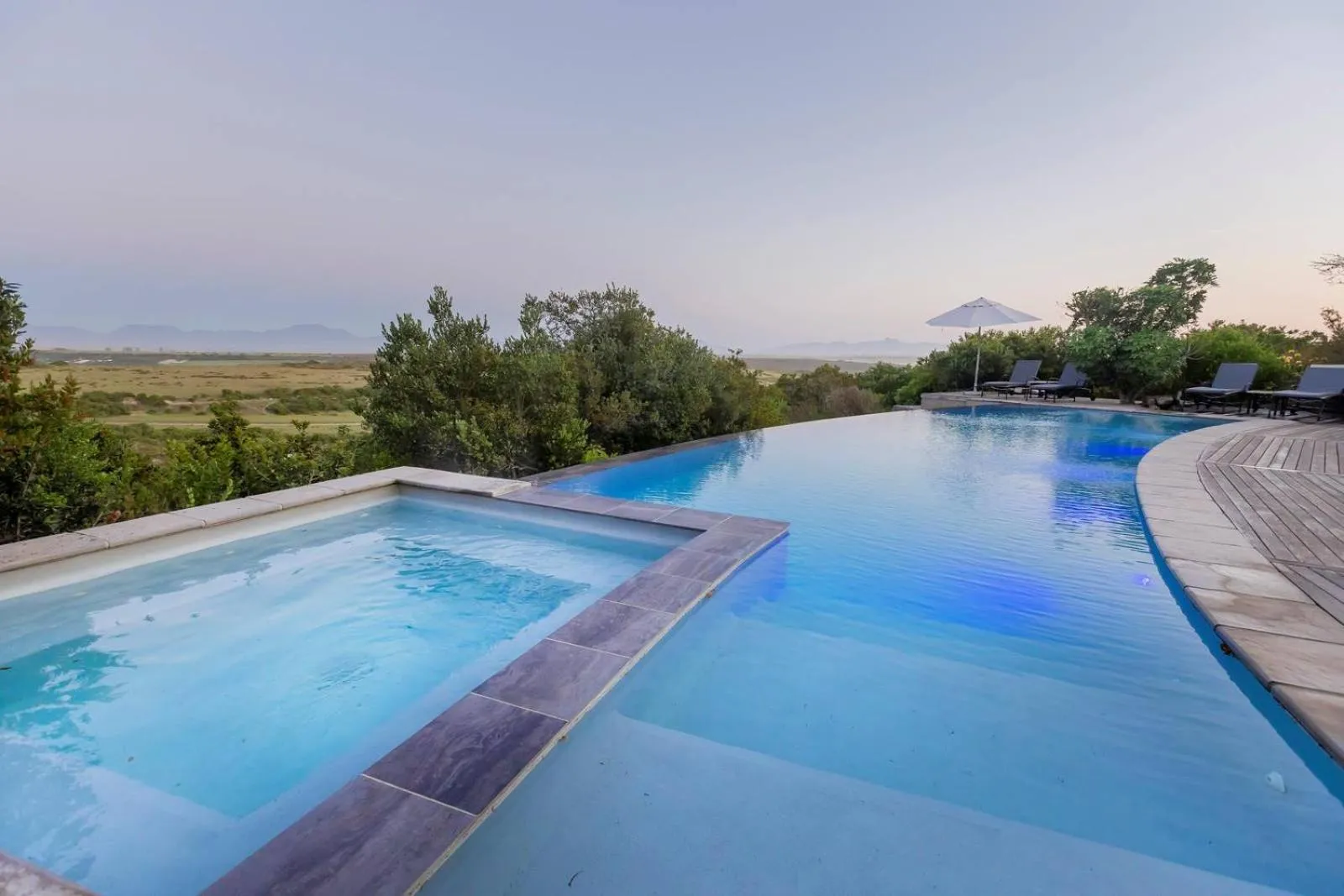 Swimming pool in Garden Route Game Lodge