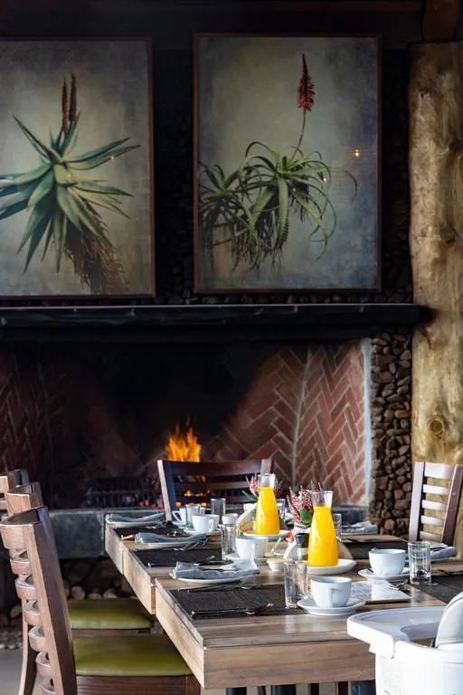 Restaurant/places to eat in Garden Route Game Lodge