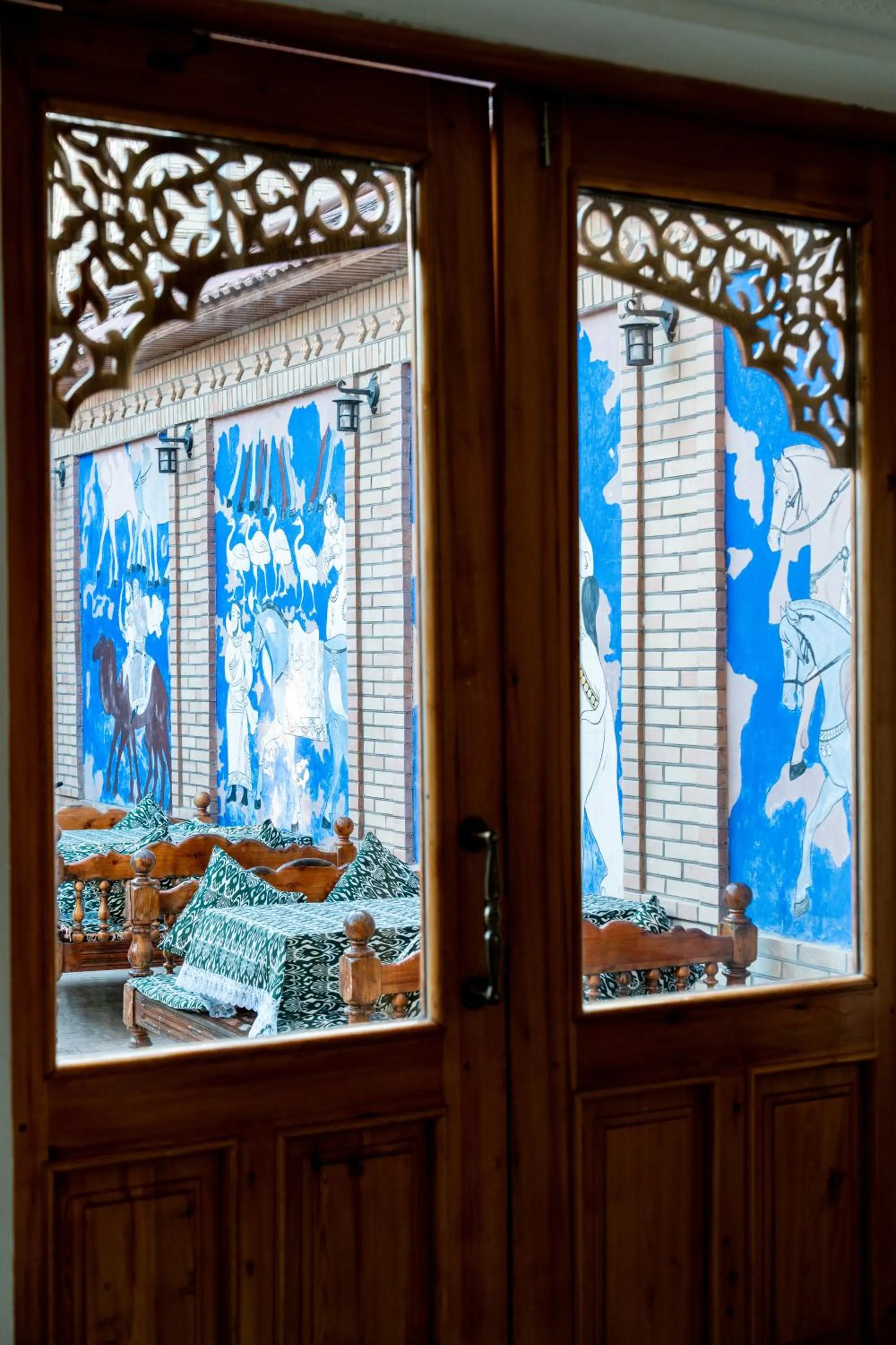 Inner courtyard view in Hotel Caravan Serail