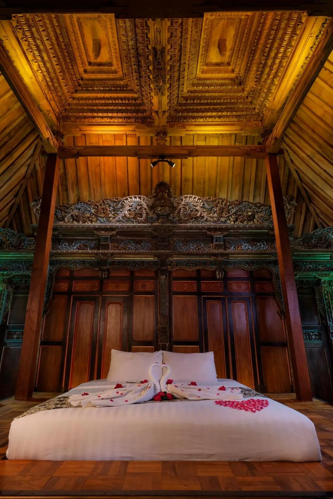 Bed in Melva Balemong