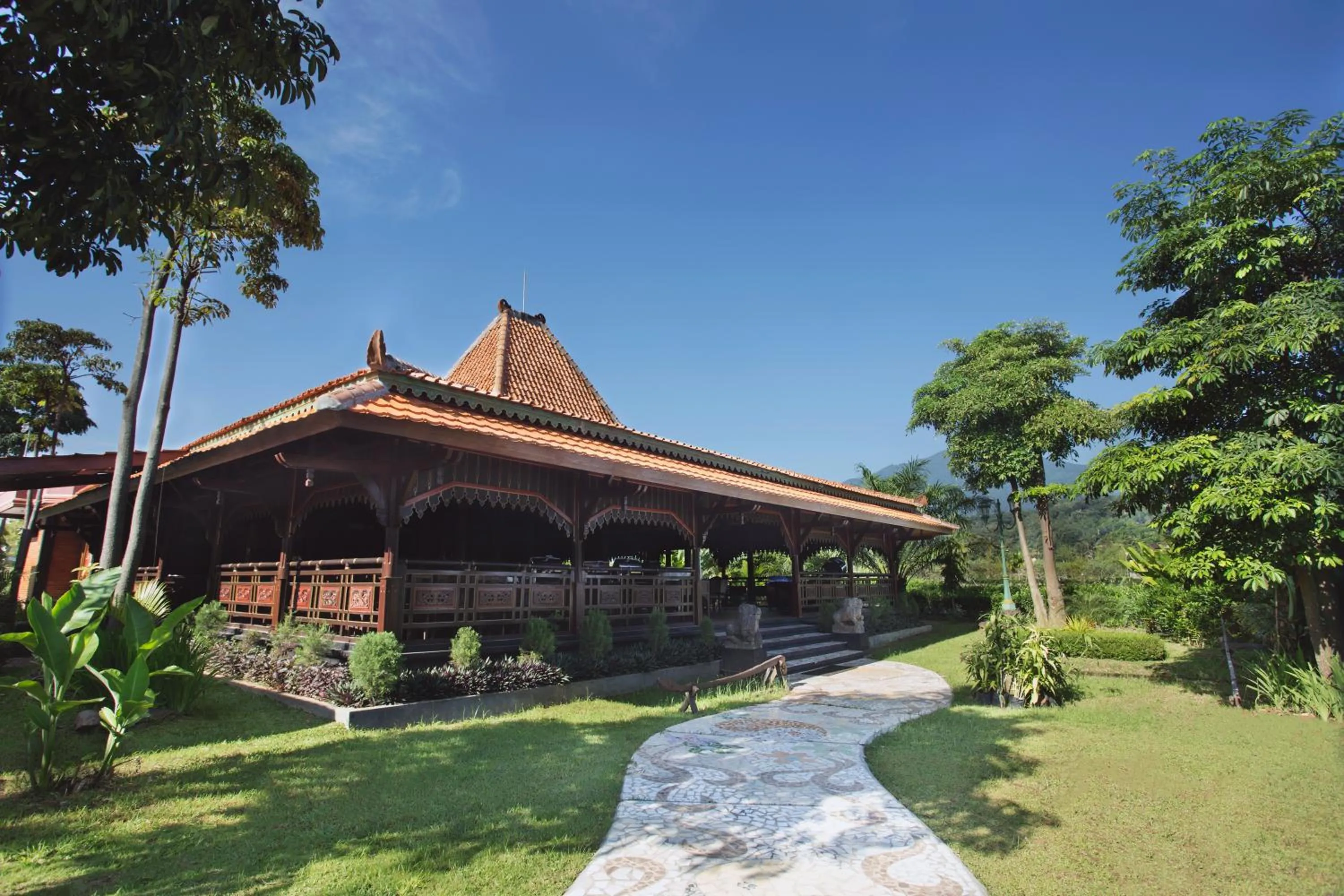 Banquet/Function facilities in Melva Balemong