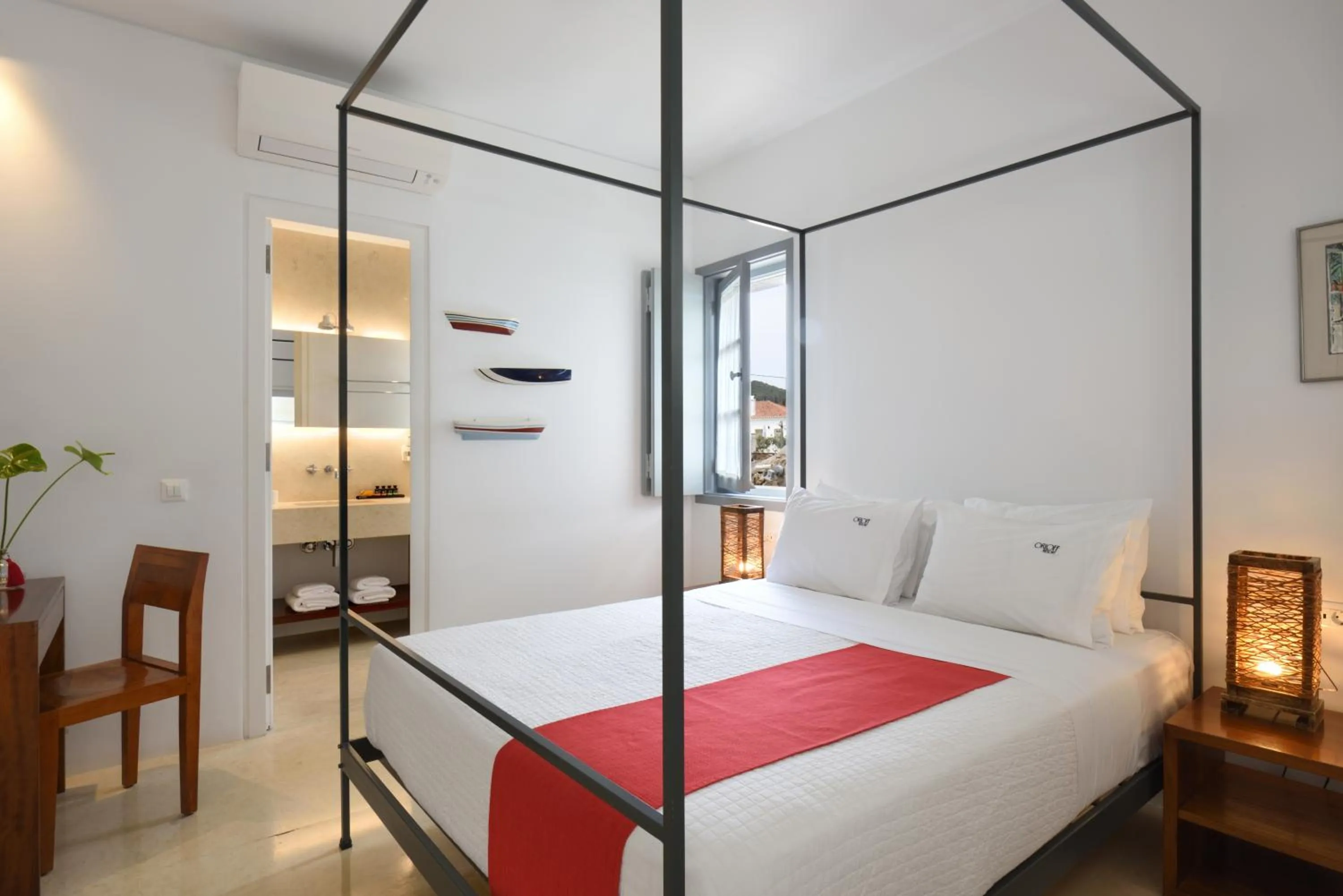 Bedroom, Bed in Orloff Resort