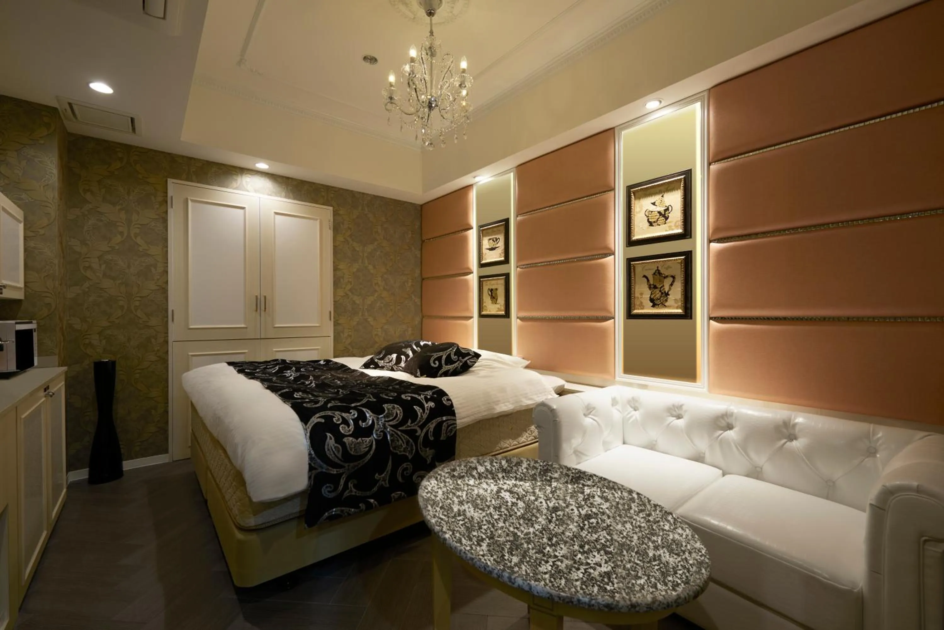 Bed in HOTEL EXE (Adult Only)