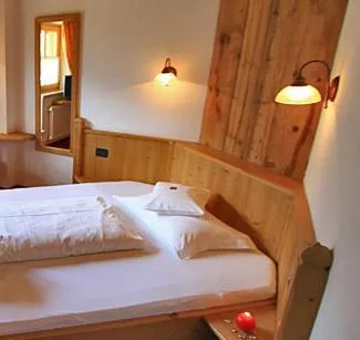 Bed in Hotel Garni San Nicolò