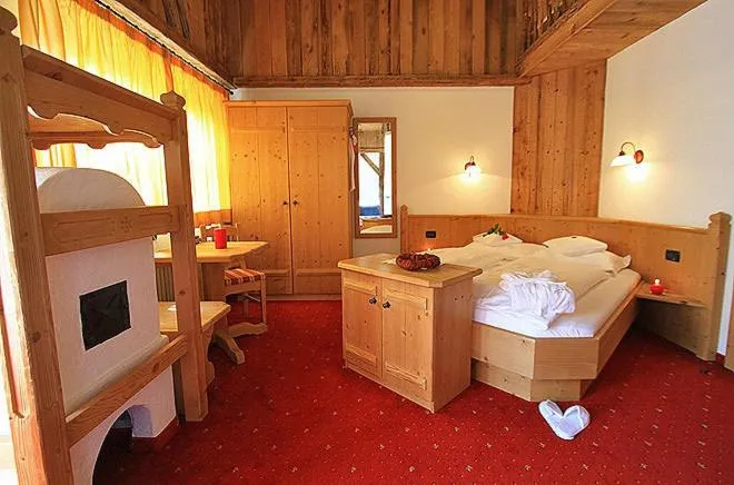 Photo of the whole room, Bed in Hotel Garni San Nicolò