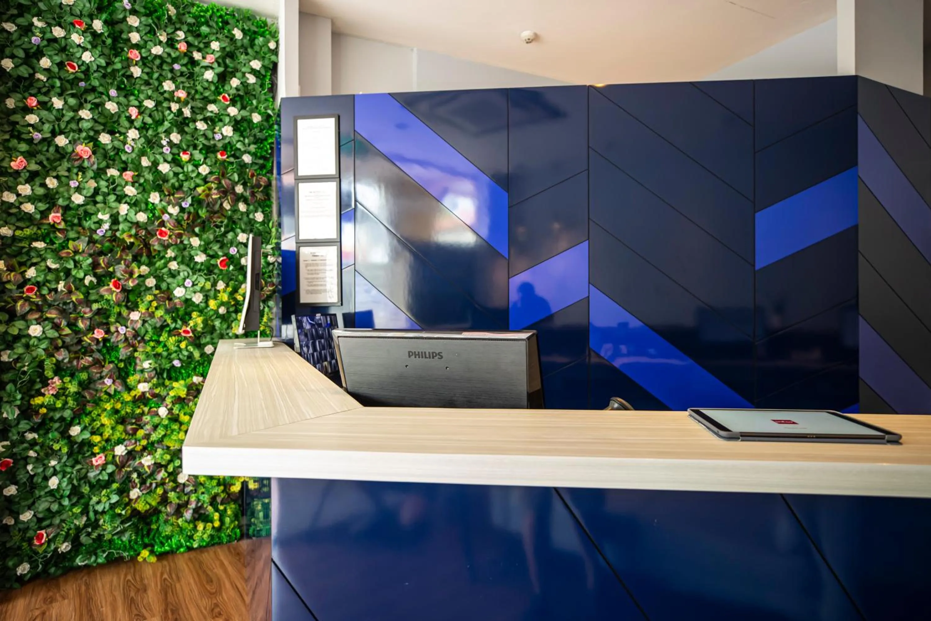 Lobby or reception in Fragrance Hotel - Classic