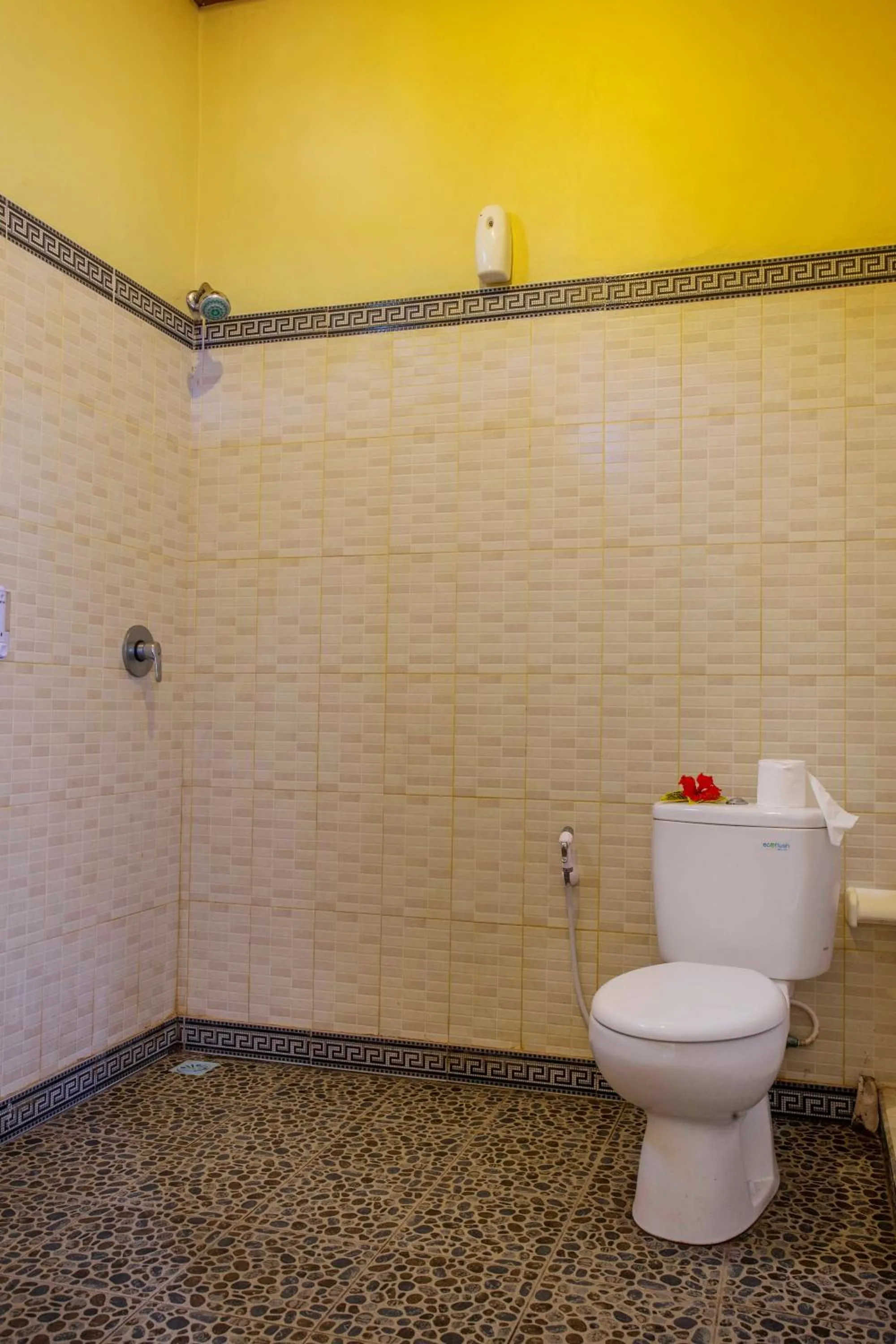 Toilet in Secret Point Huts