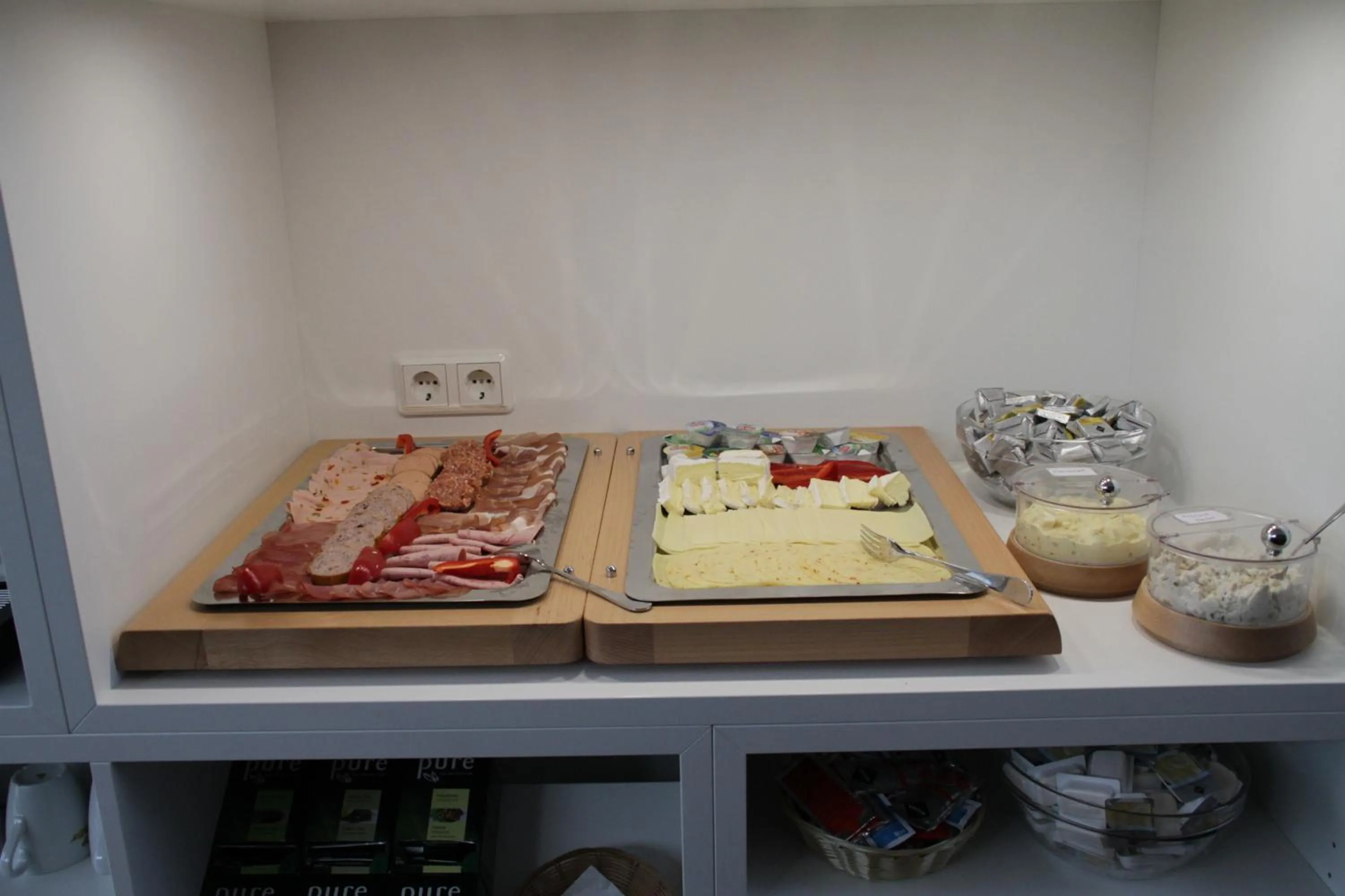 Buffet breakfast in Havelhotel