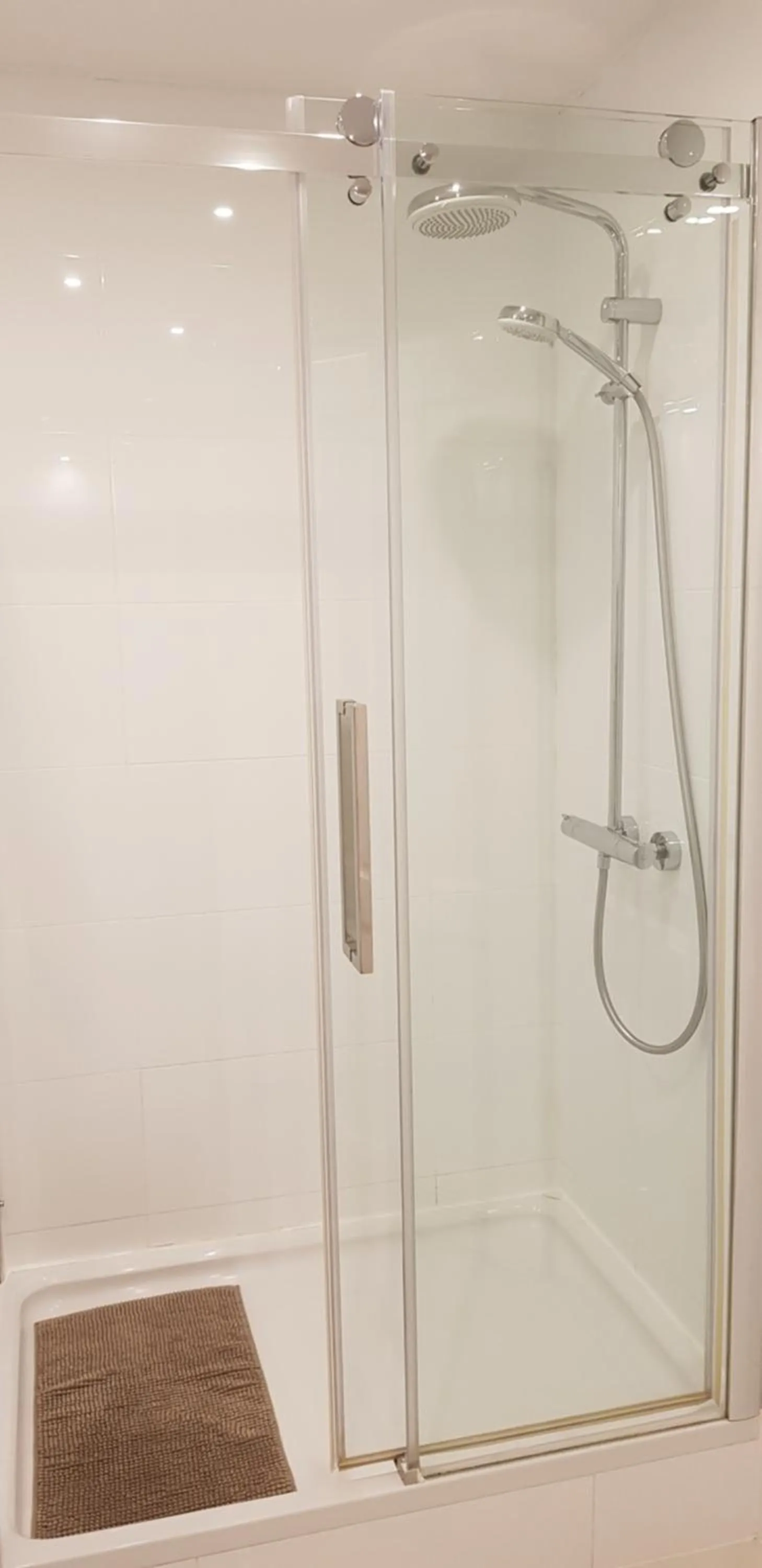 Bathroom in Vienna-apartment-one Schmidgasse